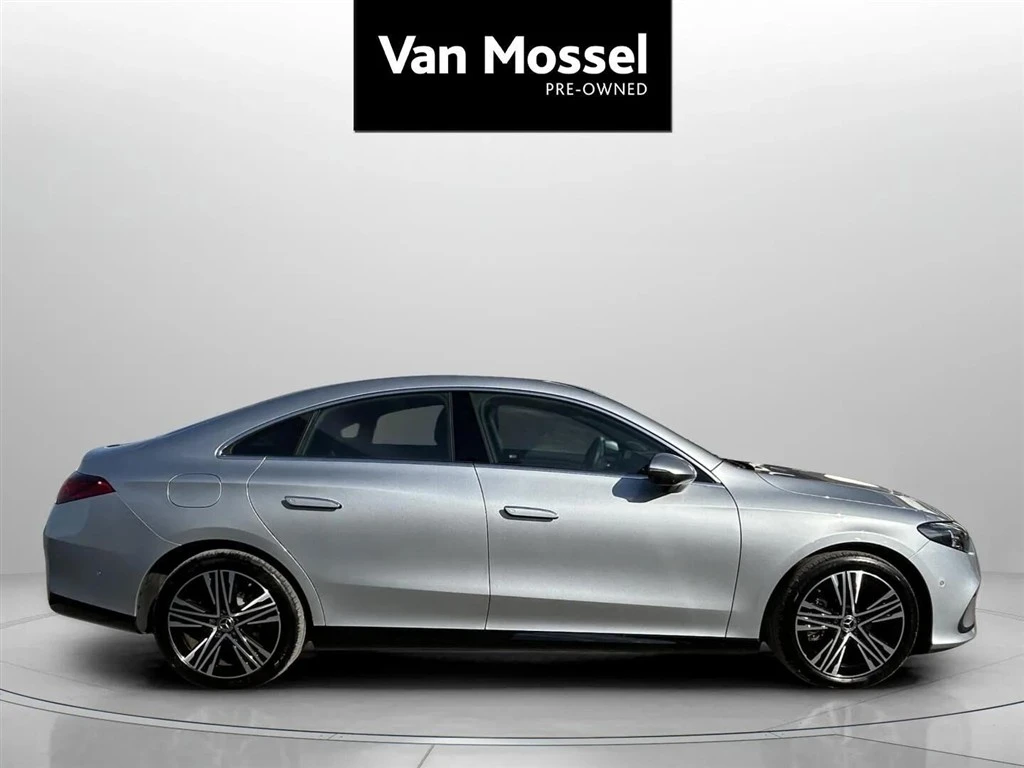 Mercedes-Benz-CLA-image-3