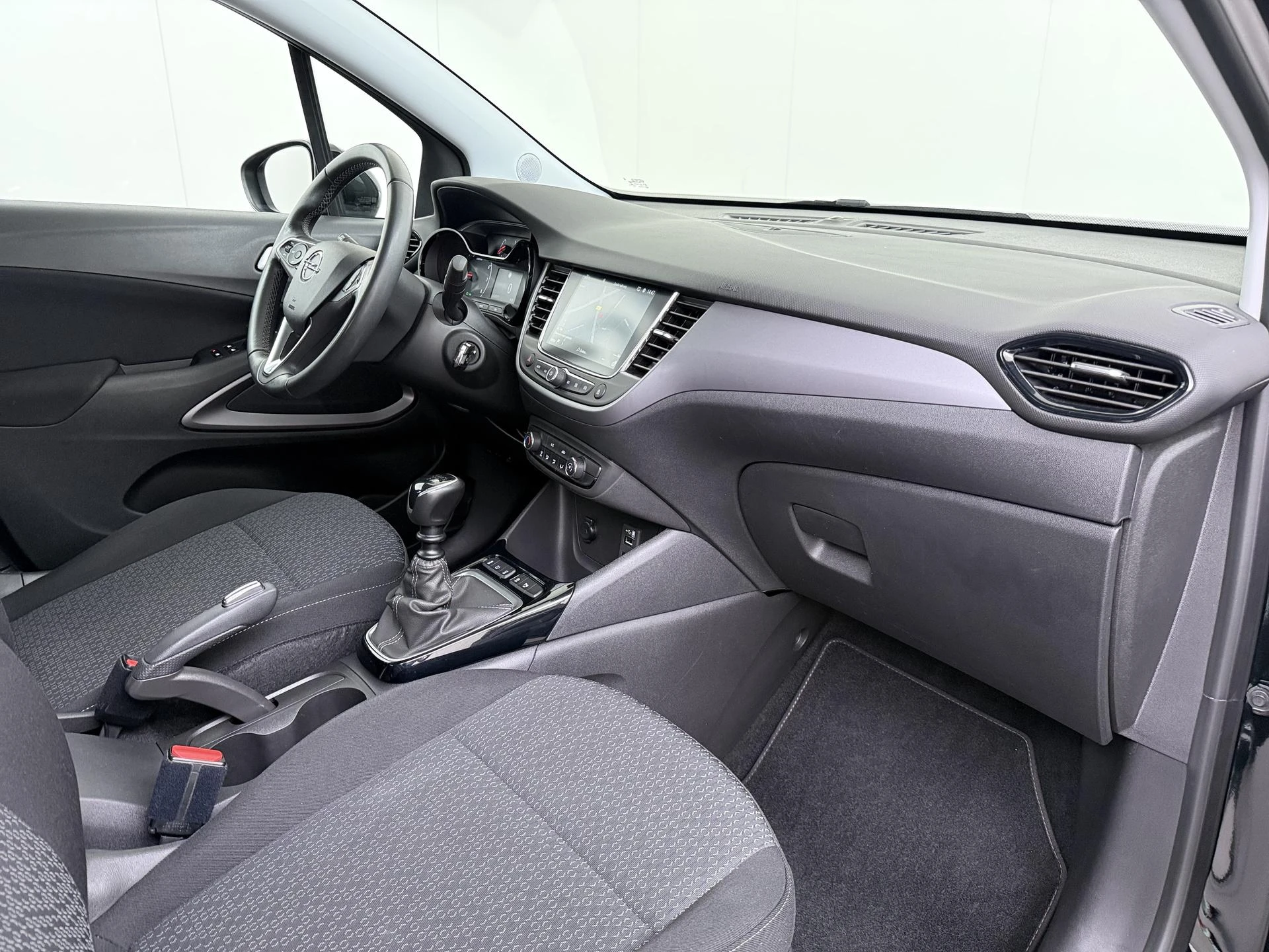 Opel-Crossland-image-30