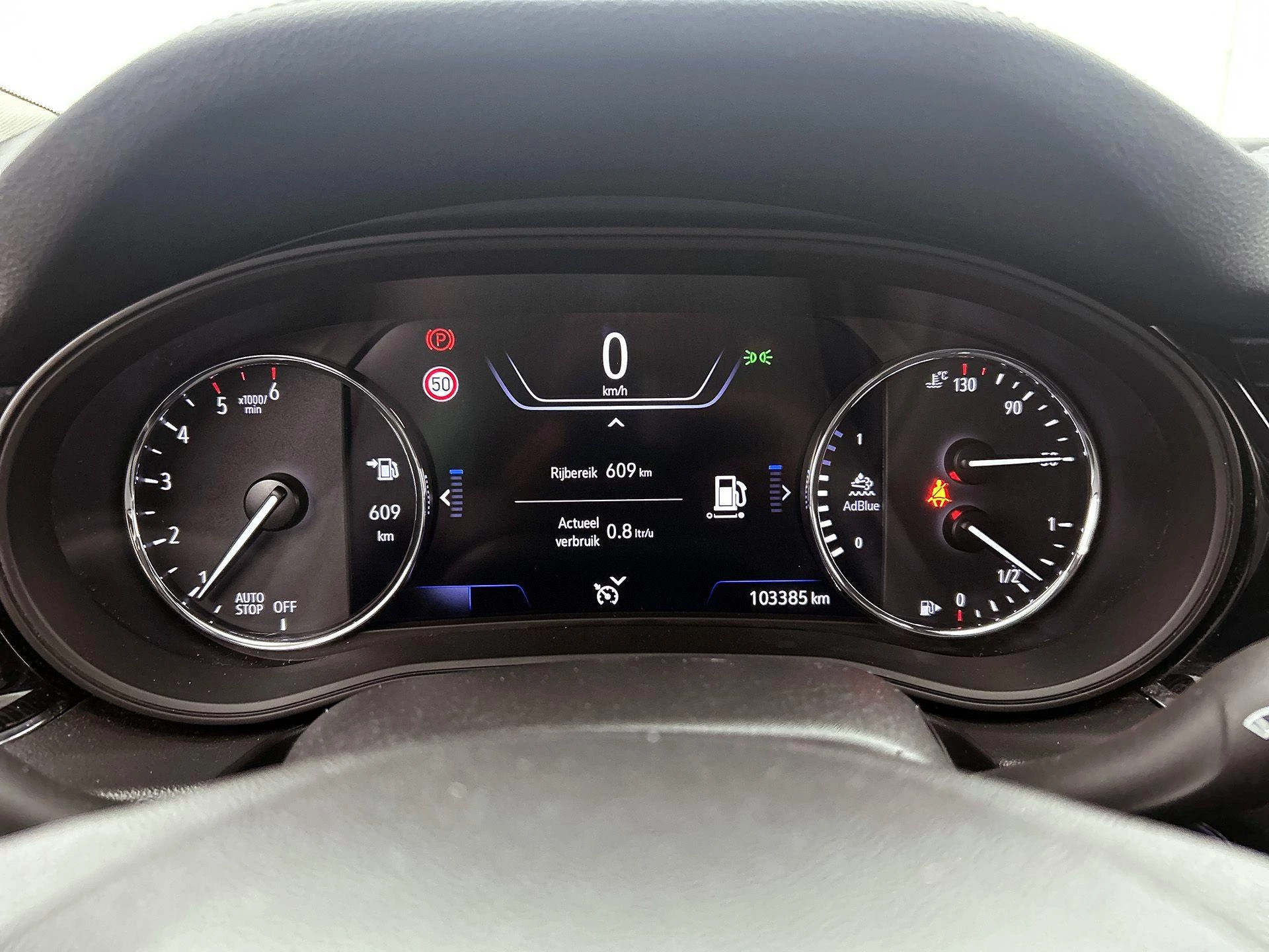 Opel-Insignia-image-14
