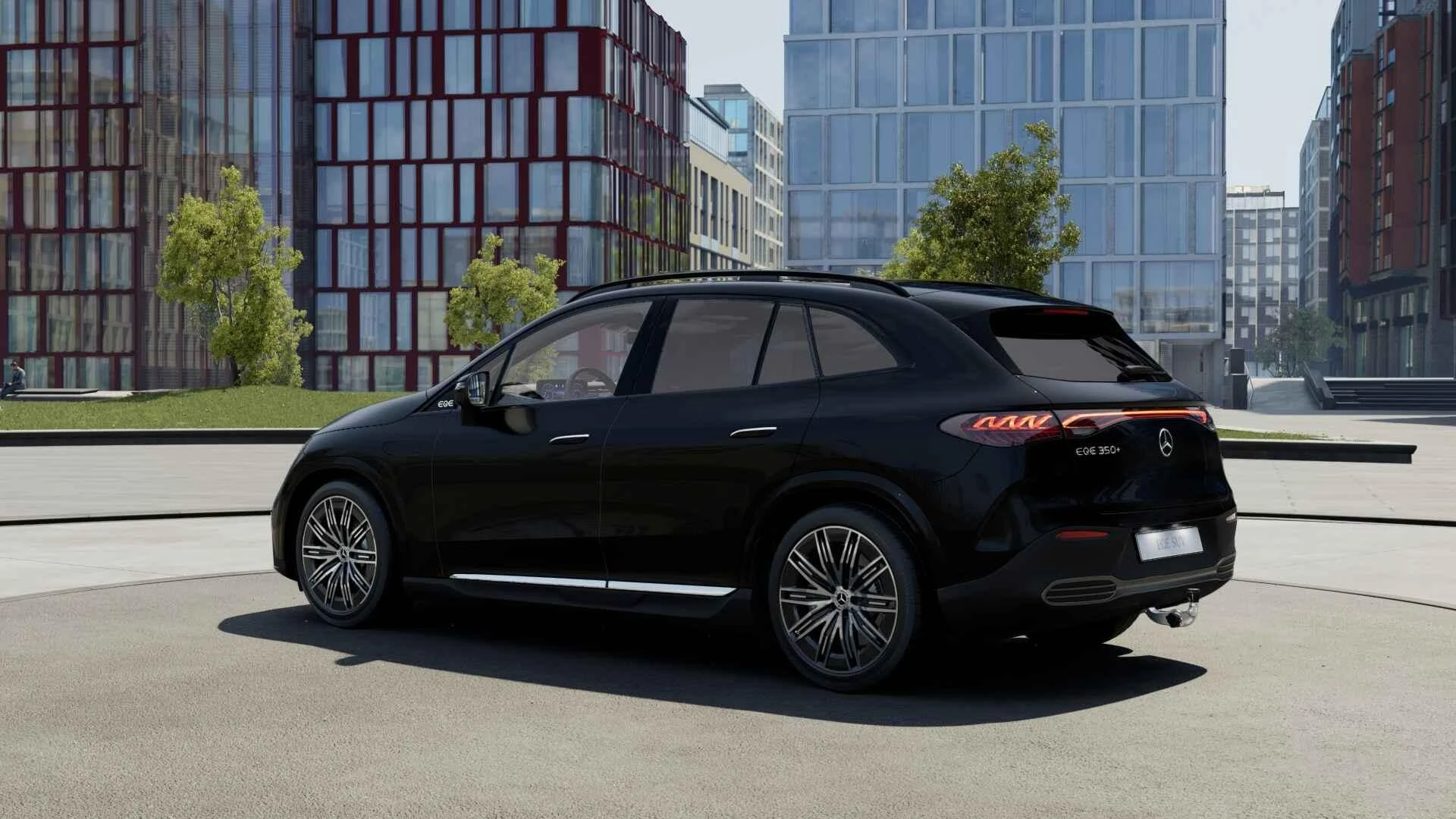 Mercedes-Benz-EQE-image-2