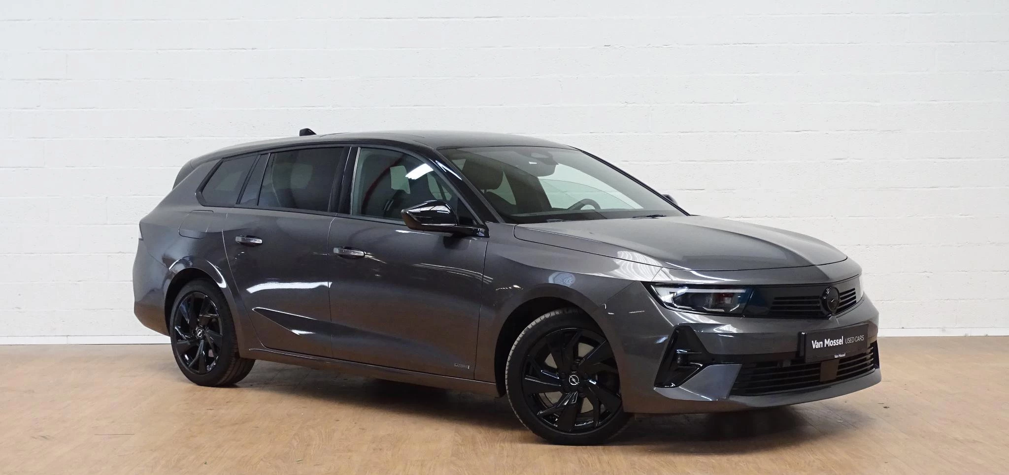 Opel Astra sports tourer 1.6 Turbo Hybrid 132kW GS+open dak +alcantara