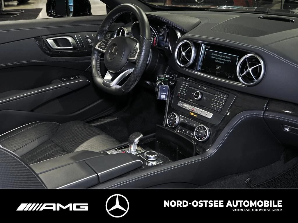 Mercedes-Benz-SL-image-9
