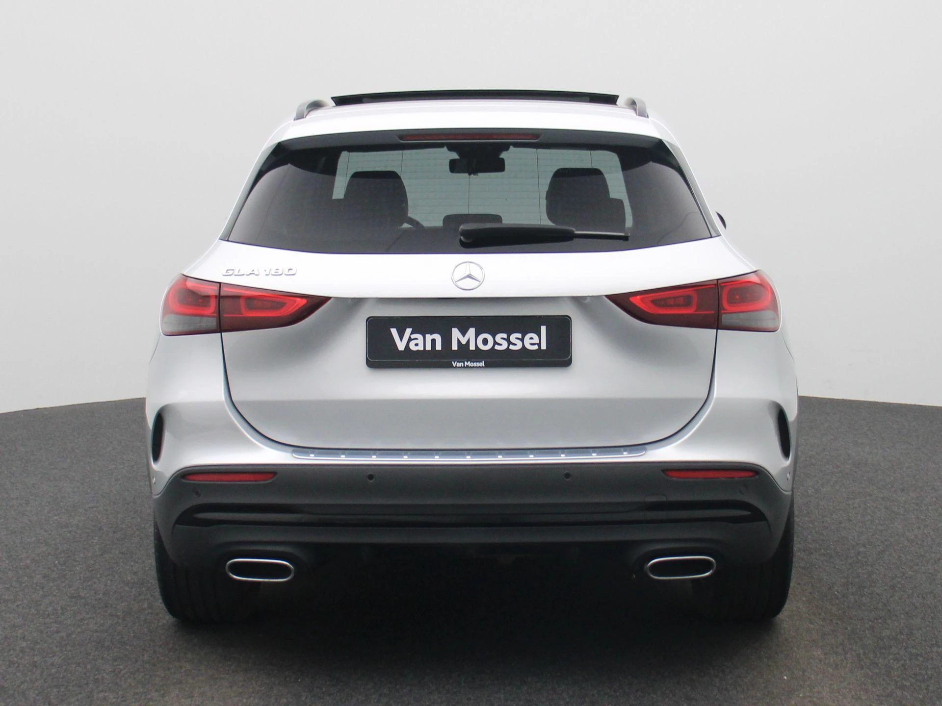 Mercedes-Benz GLA GLA 180 AMG Line