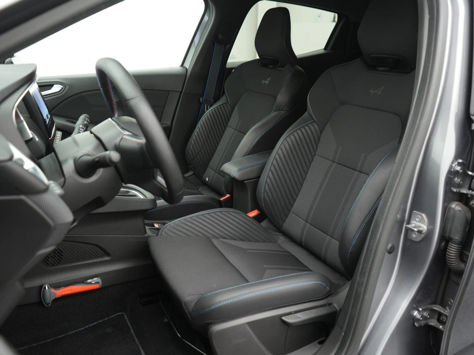 Renault-Clio-image-8