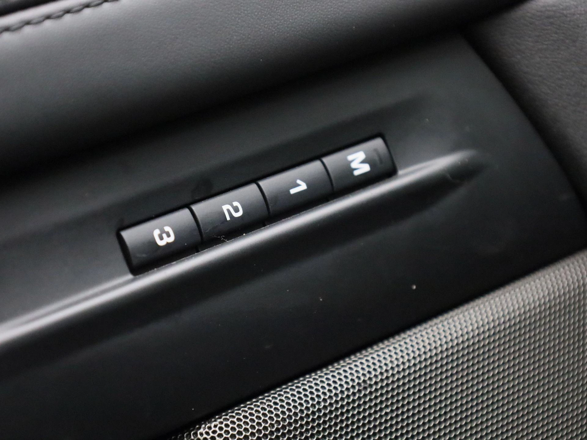 Land Rover Range Rover Evoque 1.5 P300e AWD Autobiography