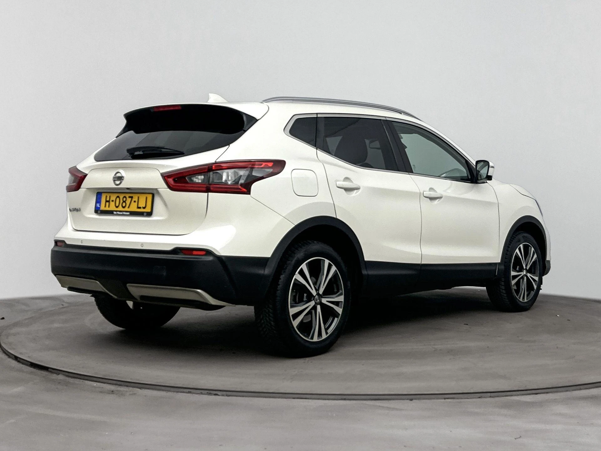 Nissan-QASHQAI-image-3