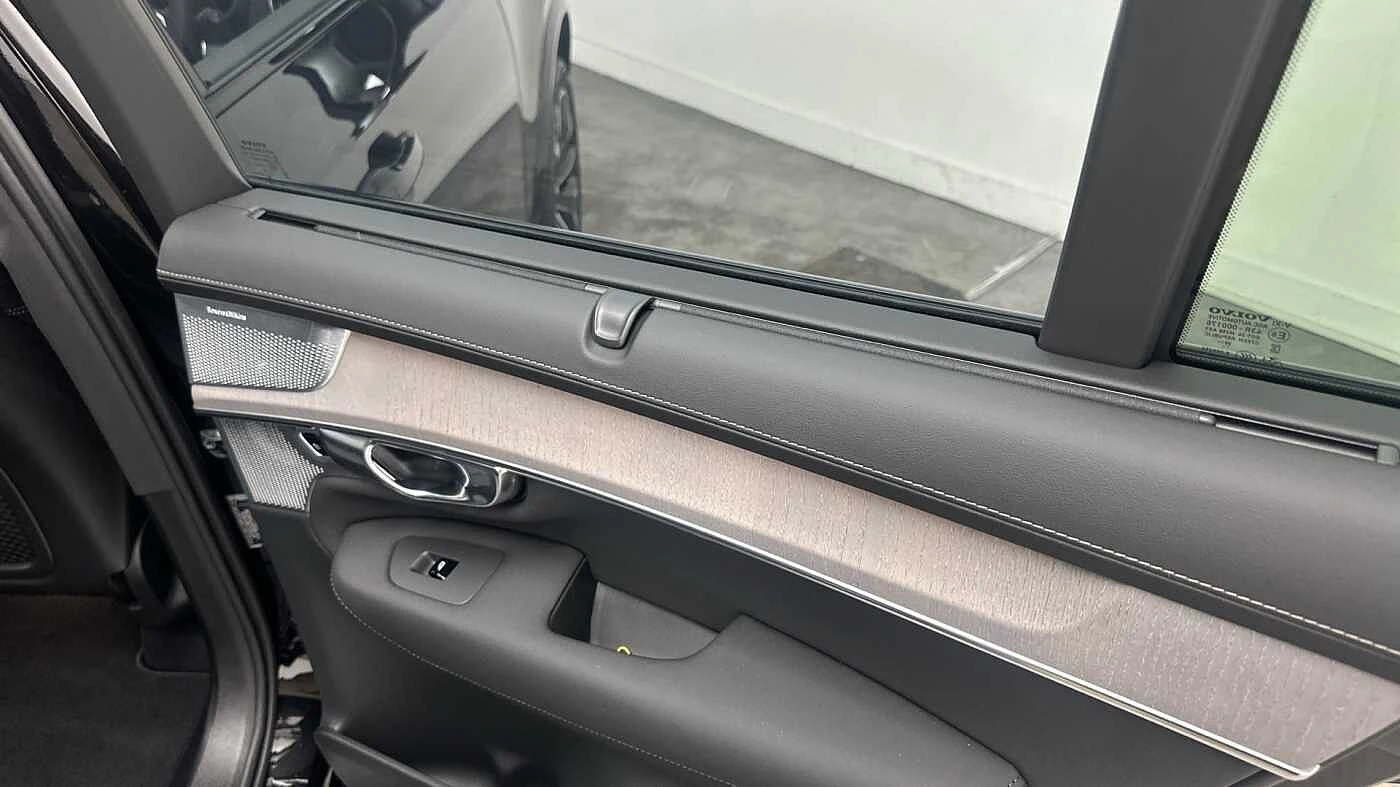 Volvo-XC90-image-22