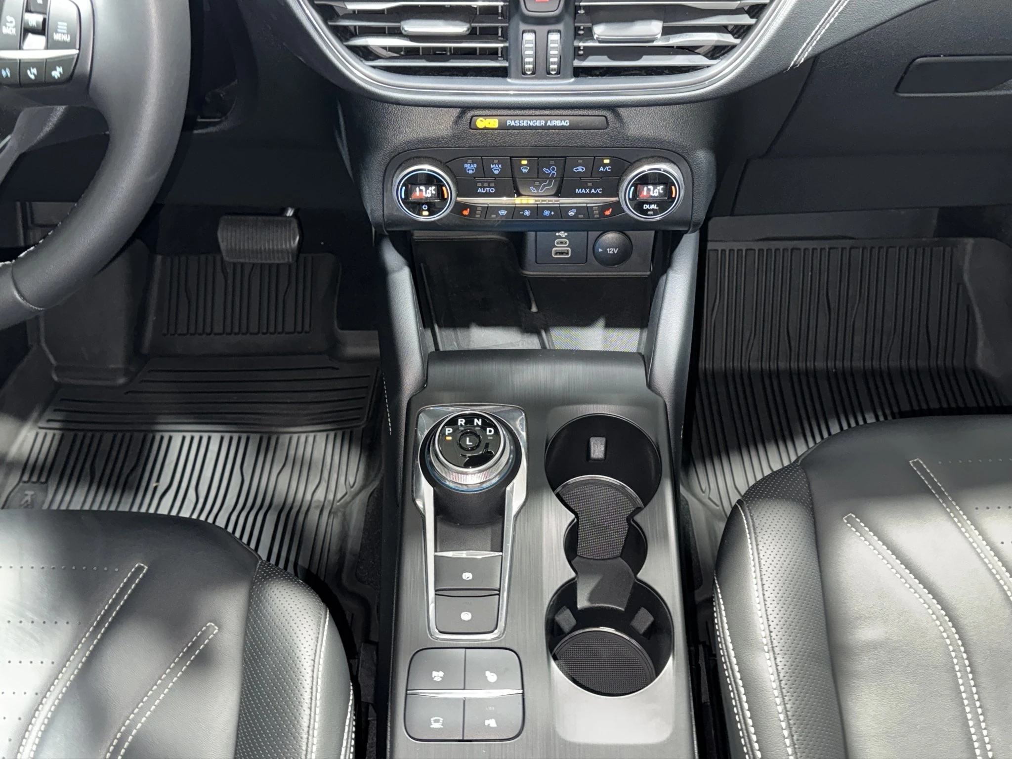 Ford-Kuga-image-13