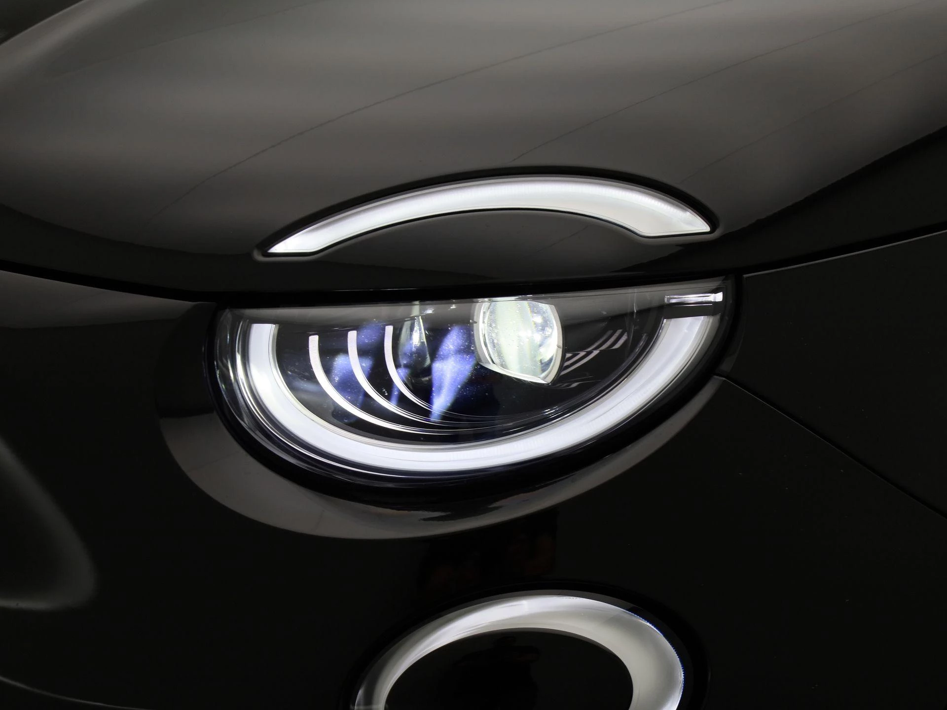 Fiat-500e-image-14