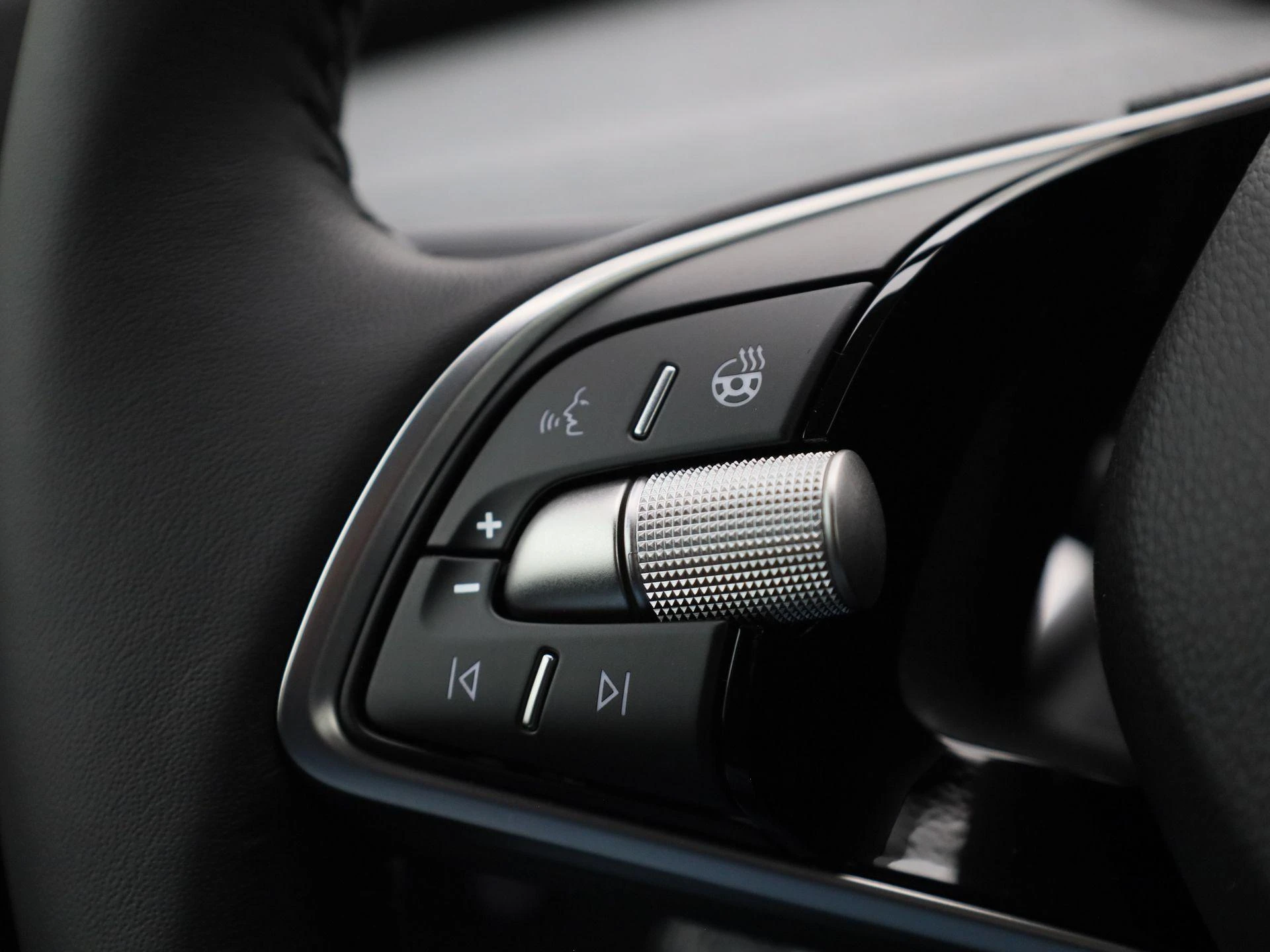 Škoda-Enyaq iV-image-17