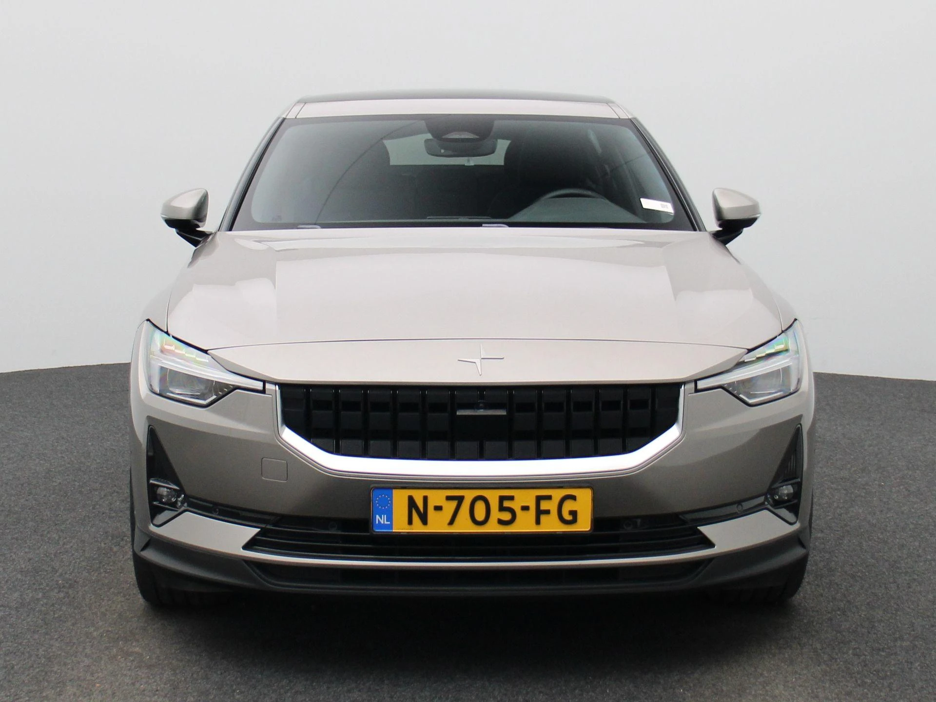 Polestar-2-image-2