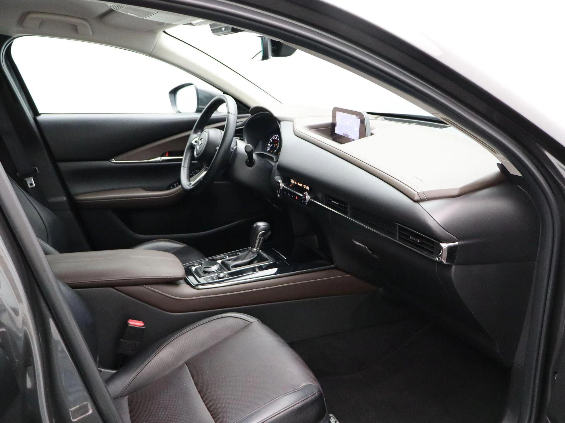 Mazda-CX-30-image-32