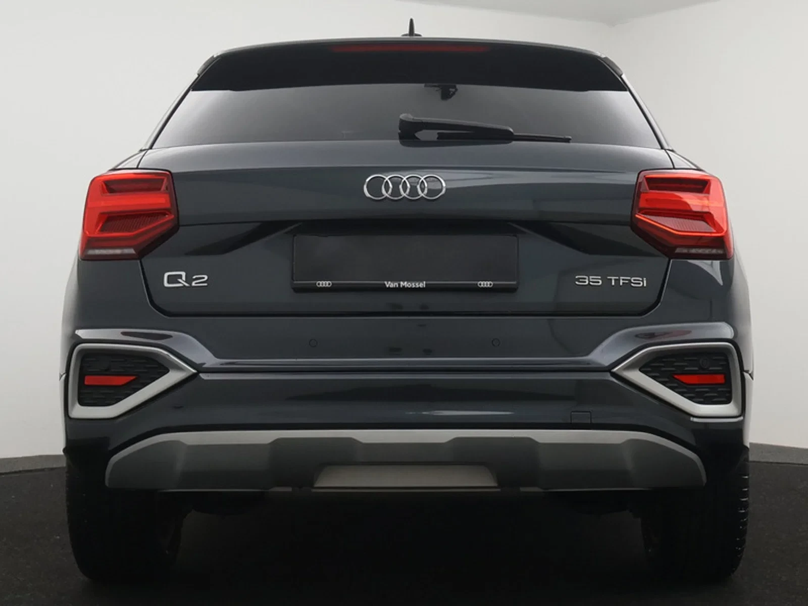 Audi Q2 Audi Q2 Business Edition Advanced 35TFSI 150PK *AUTOMAAT*LEDER*NAVI*CAMERA*PDC*ACC*VIRTUAL COCKPIT*.