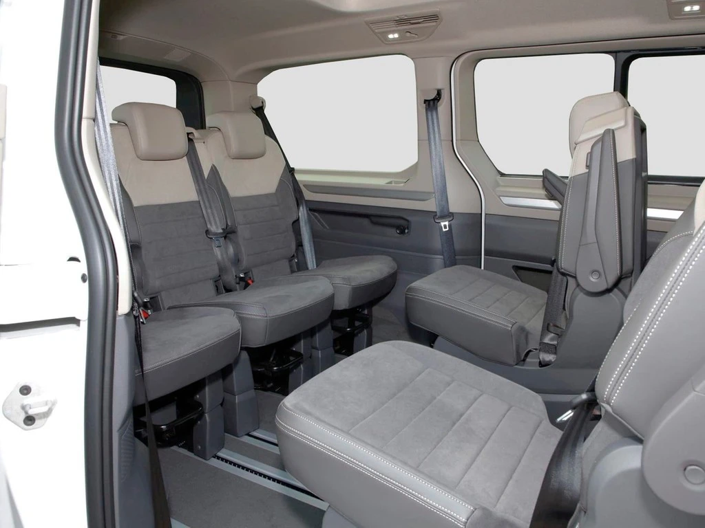 Volkswagen Multivan T7 1.5 TSI eHybrid 4MOTION Edition lang 18" Pano AHK Navi+VC ACC LED RFK+PDC SHZ