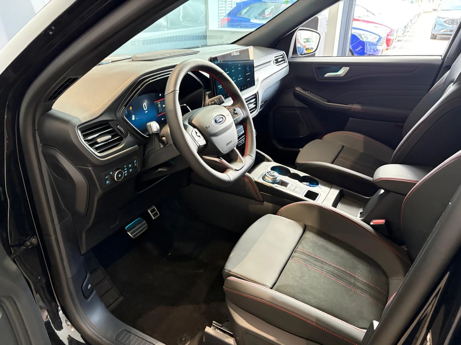Ford-Kuga-image-8