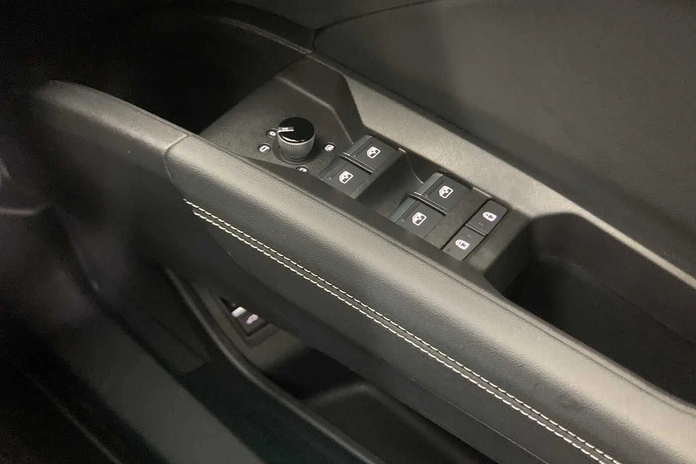 Audi-Q4 Sportback e-tron-image-29