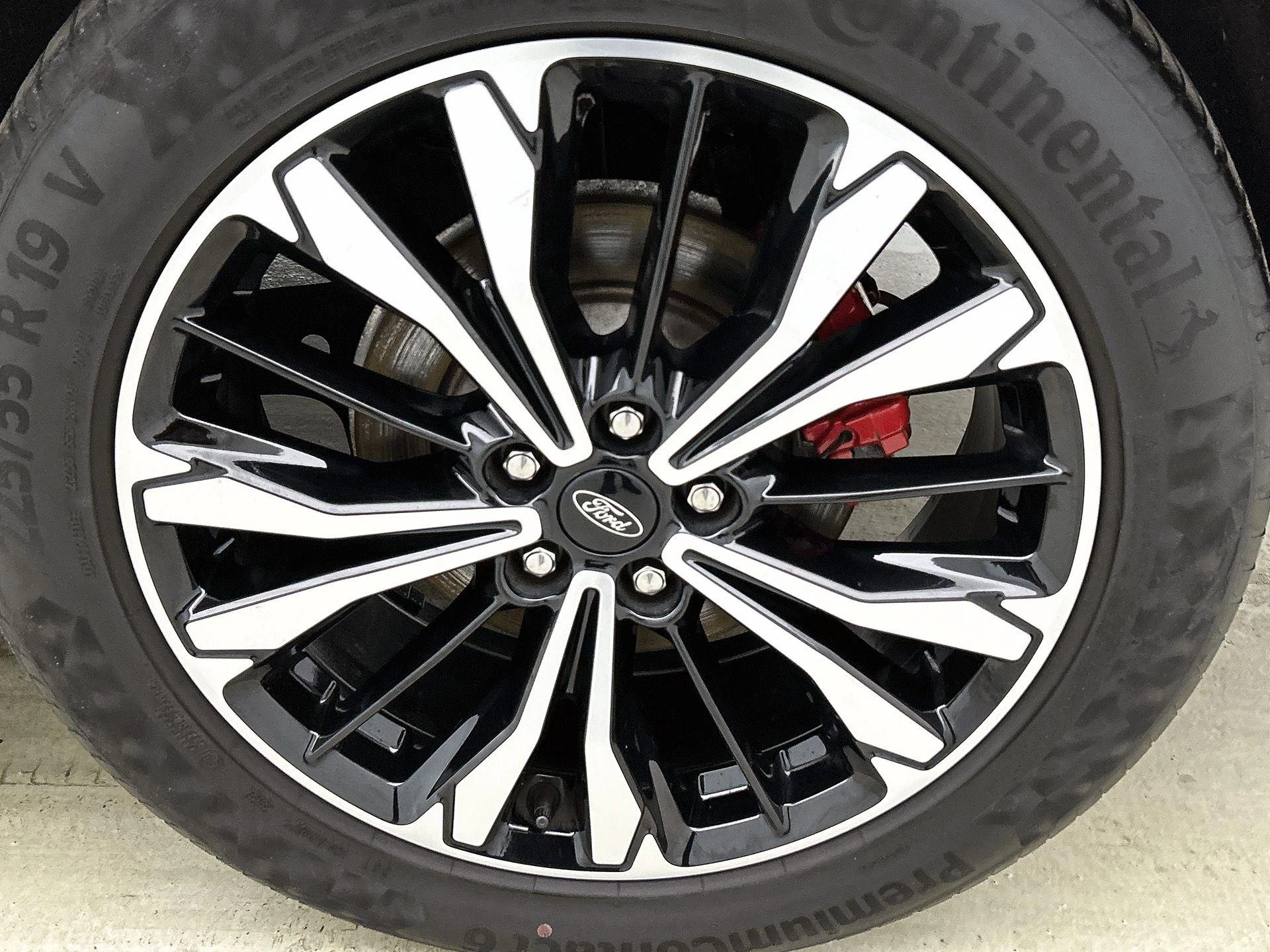 Ford-Kuga-image-32