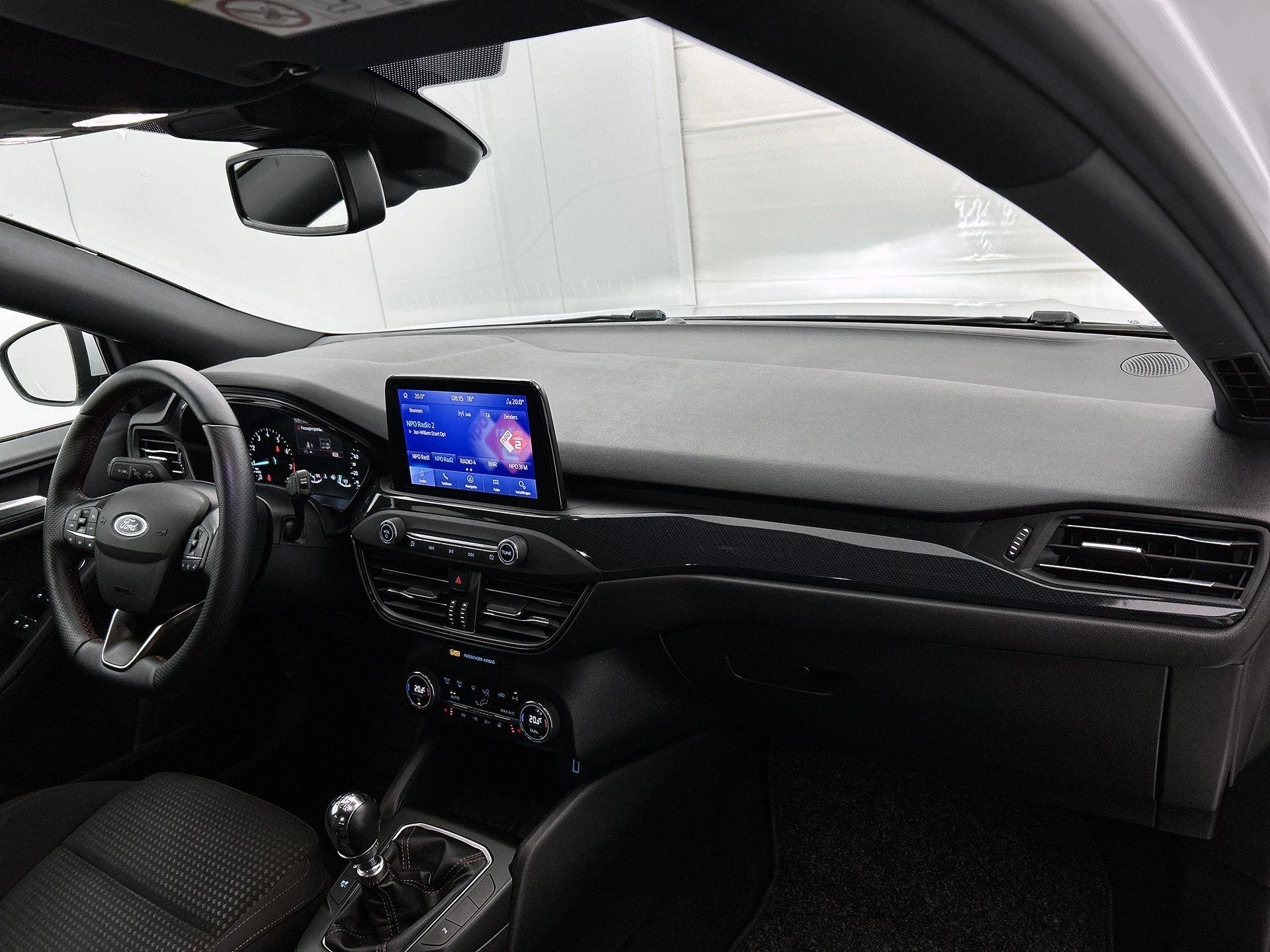 Ford Focus 1.0 EcoBoost Hybrid ST Line X Business
