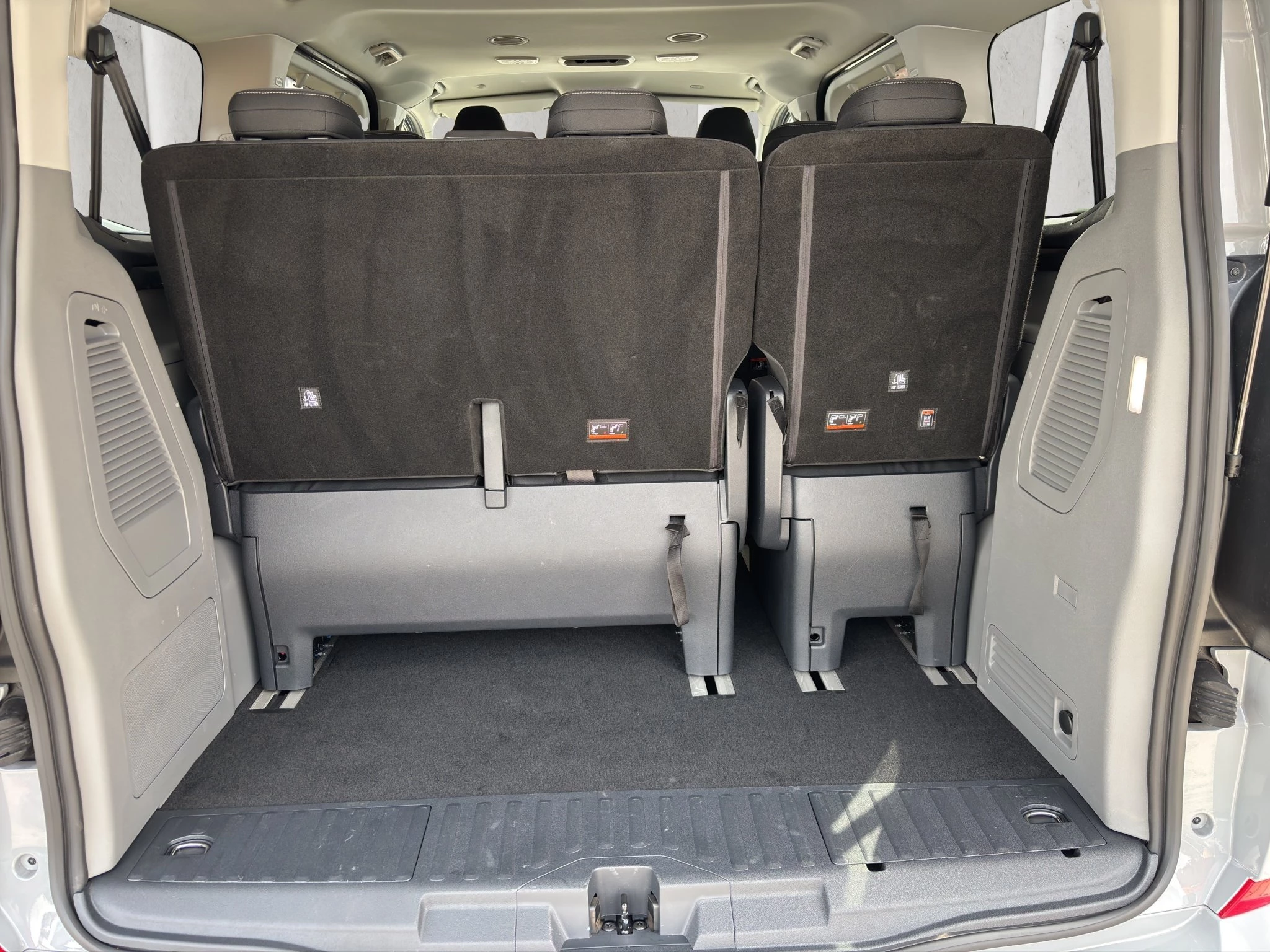 Ford Tourneo Custom Titanium 2.0 EB 320 L1 Aut. *Tourneo 0% Aktion bis zum 31.03.2026 EZ*