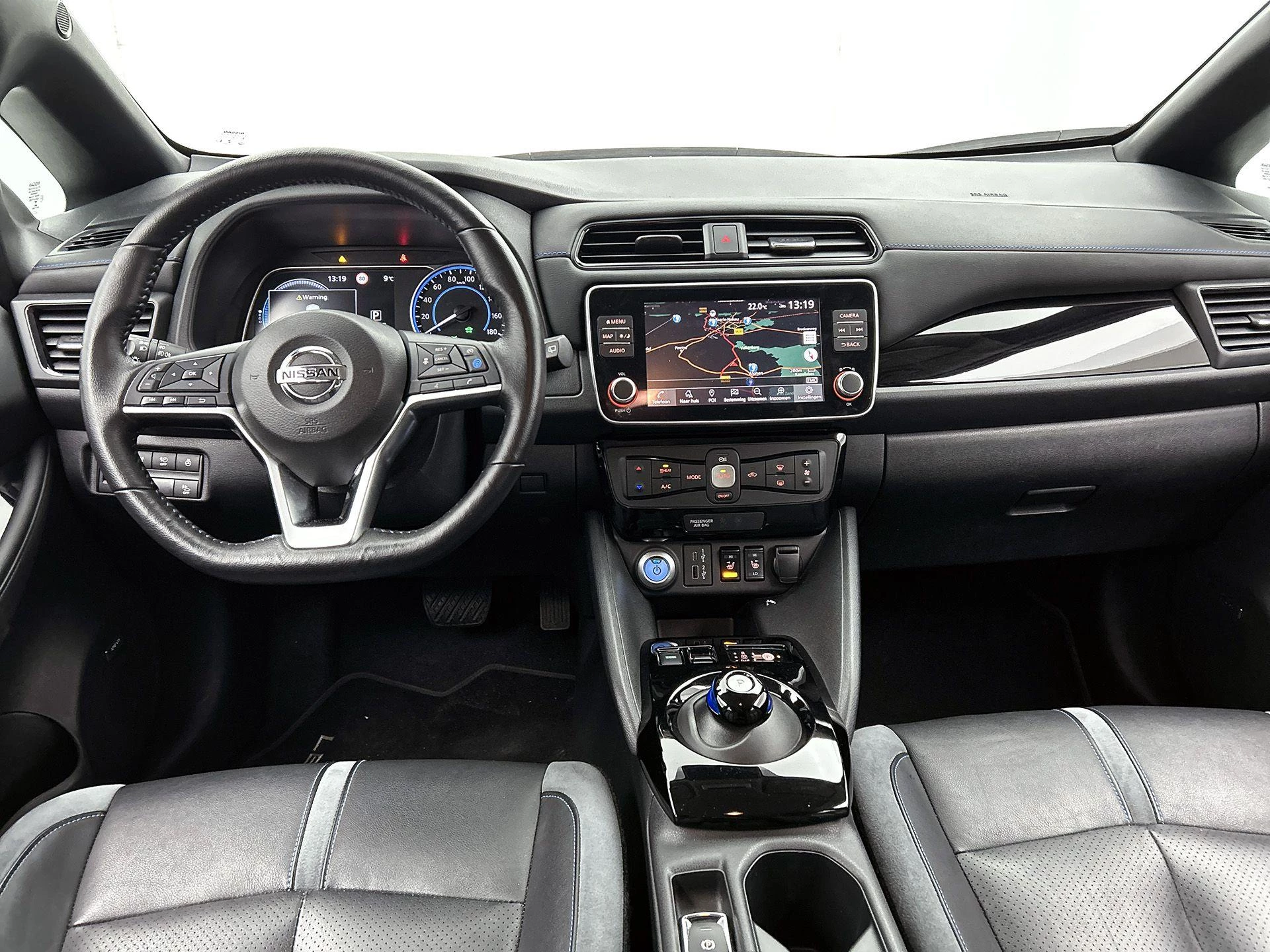 Nissan-Leaf-image-24