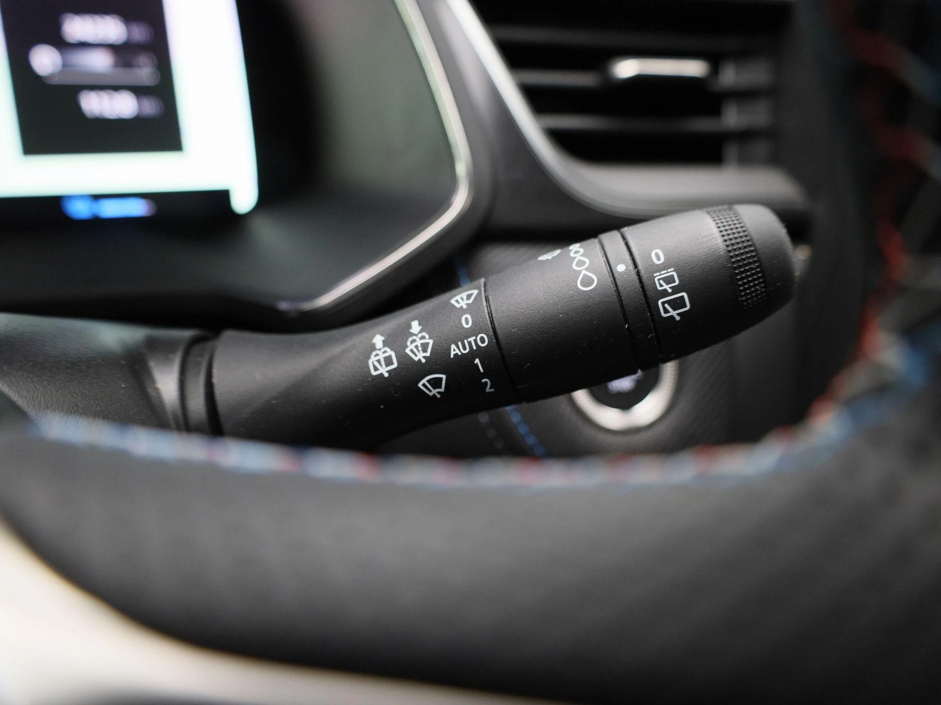 Renault-Captur-image-18