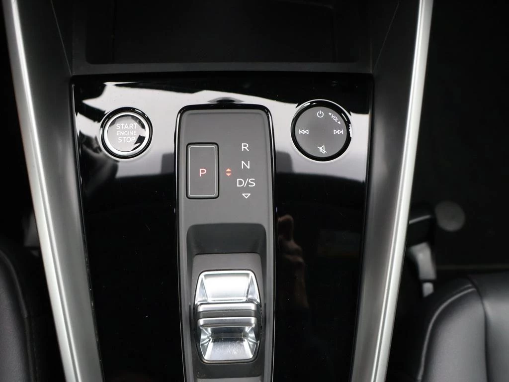Audi A3 Sportback PHEV Audi A3 Sportback PHEV 40TFSIe 204PK *AUTOMAAT*LEDER*CAMERA*CRUISE*VIRTUAL COCKPIT*APP-CONNECT*PDC*...*