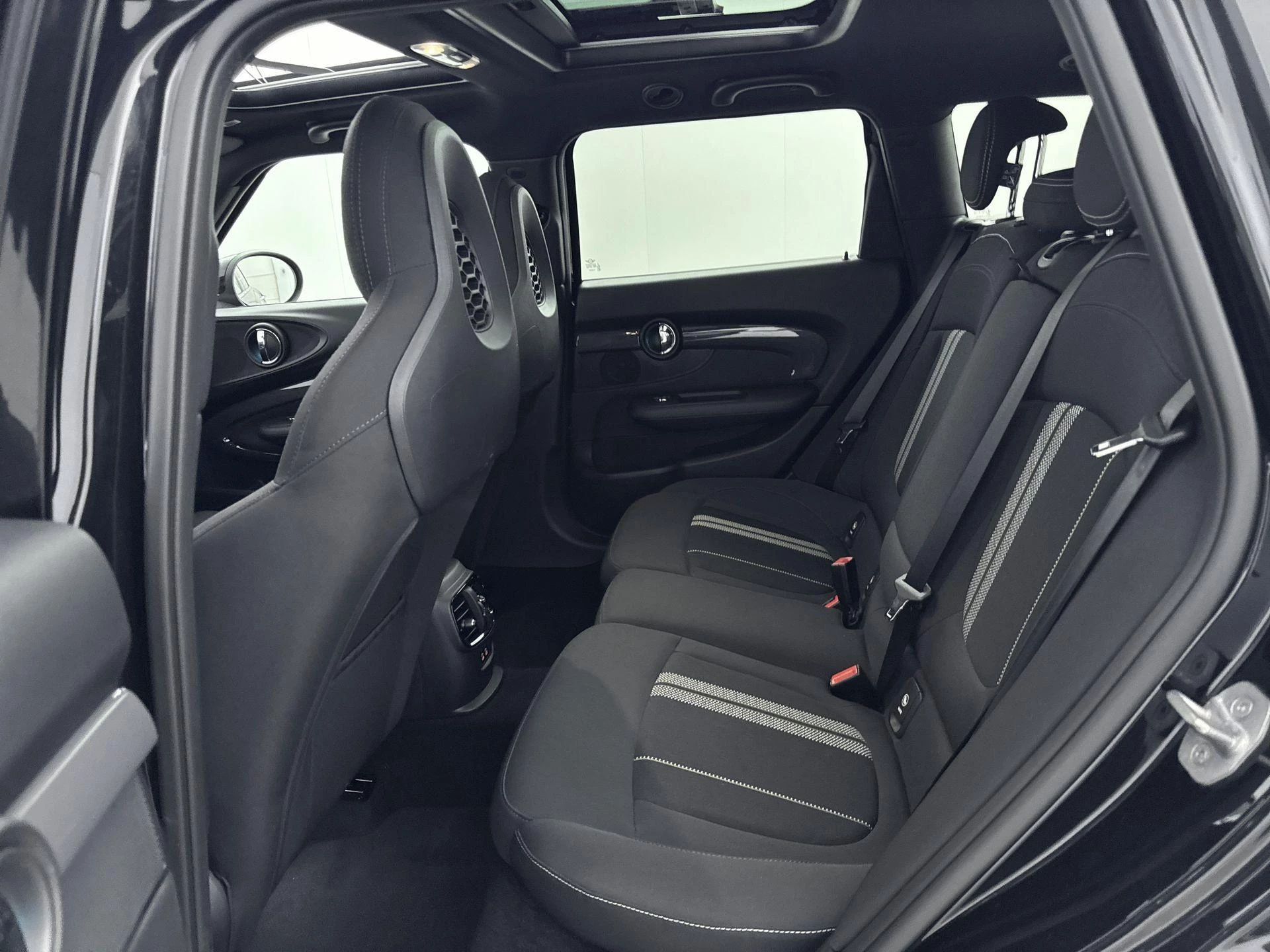 MINI-Clubman-image-25