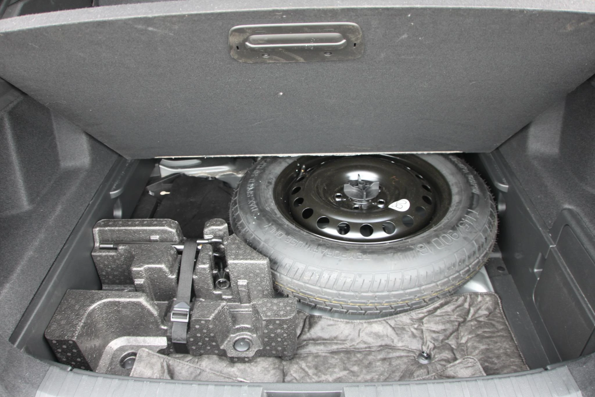 Renault-Arkana-image-38