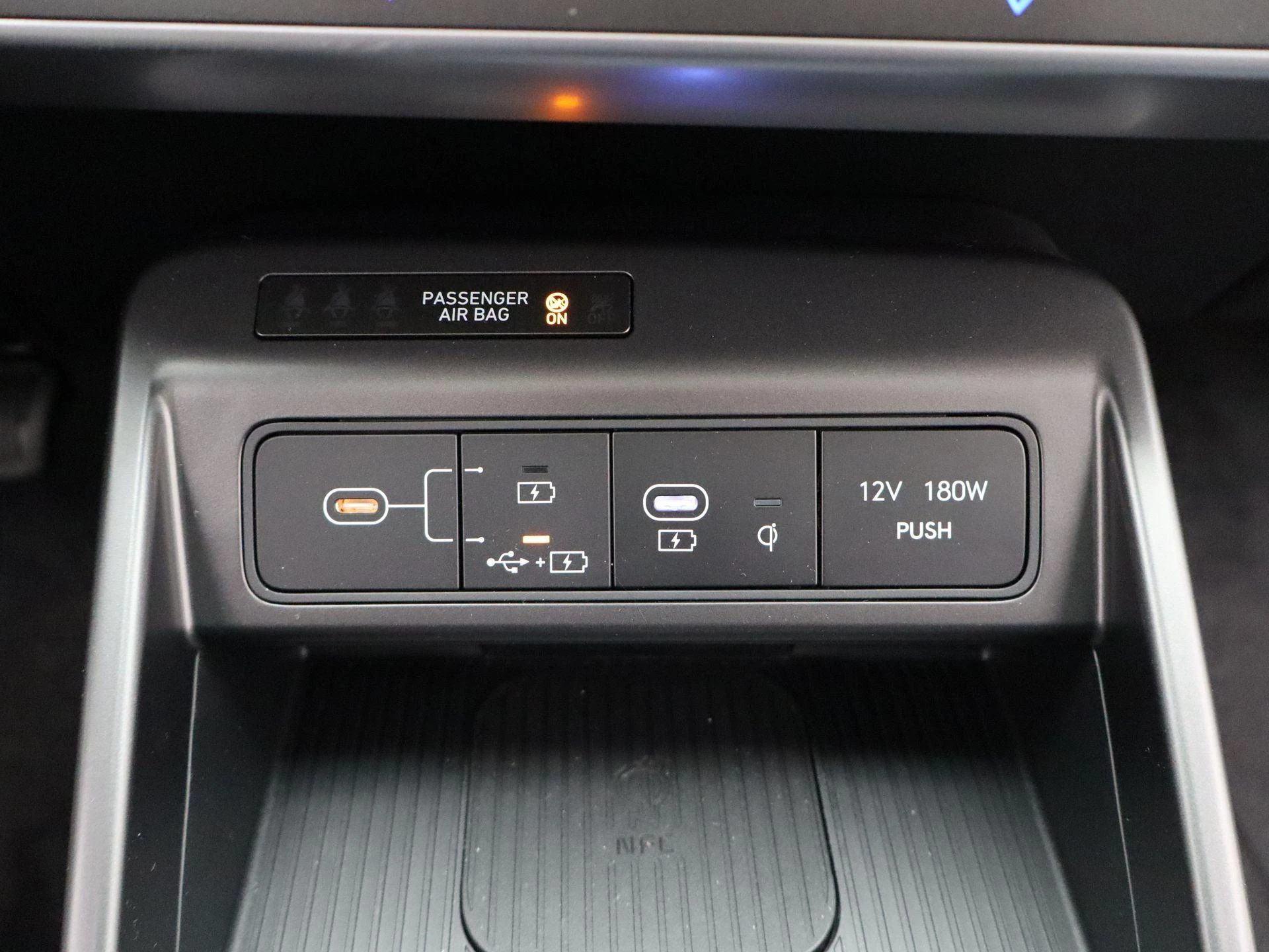 Hyundai Kona 1.6 GDI HEV Premium Sky