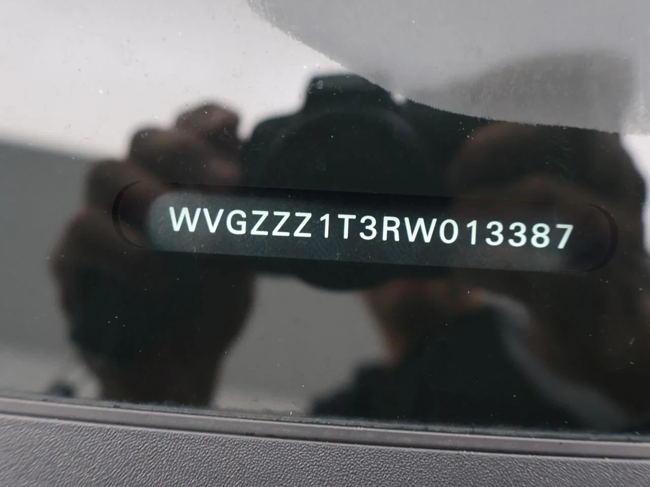 Volkswagen Touran 1.5 TSI Highline Business *AUTOMAAT*PANO DAK*TREKHAAK*7ZITPL*NAVI*BLTH*CRUISE*PDC*...