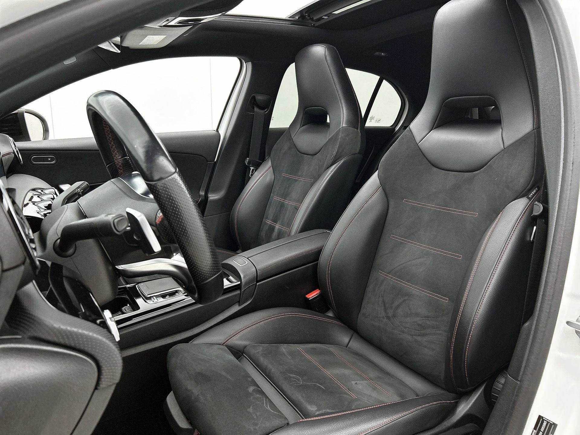 Mercedes-Benz-A-Klasse-image-38