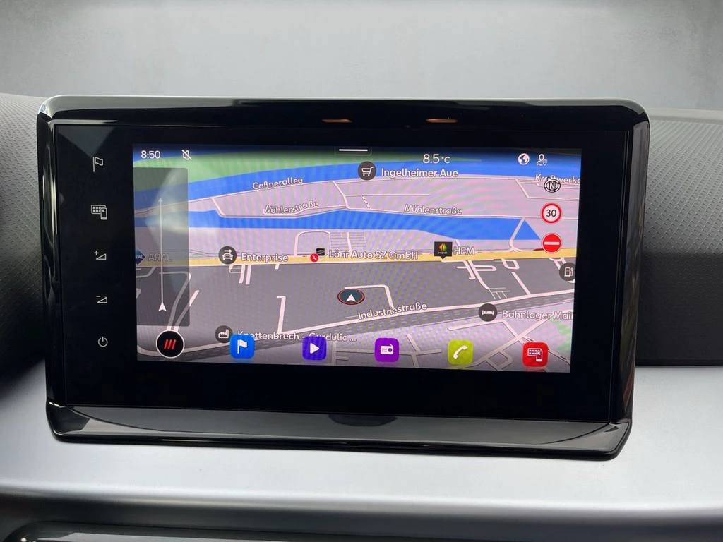SEAT-Arona-image-9