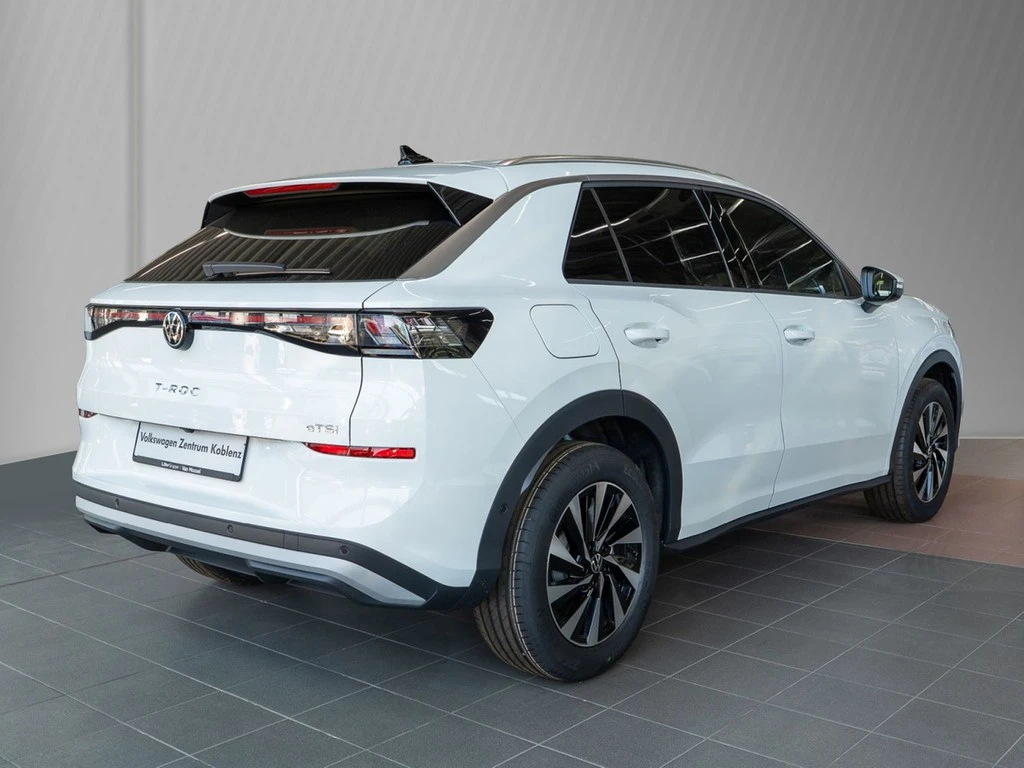 Volkswagen-T-Roc-image-3