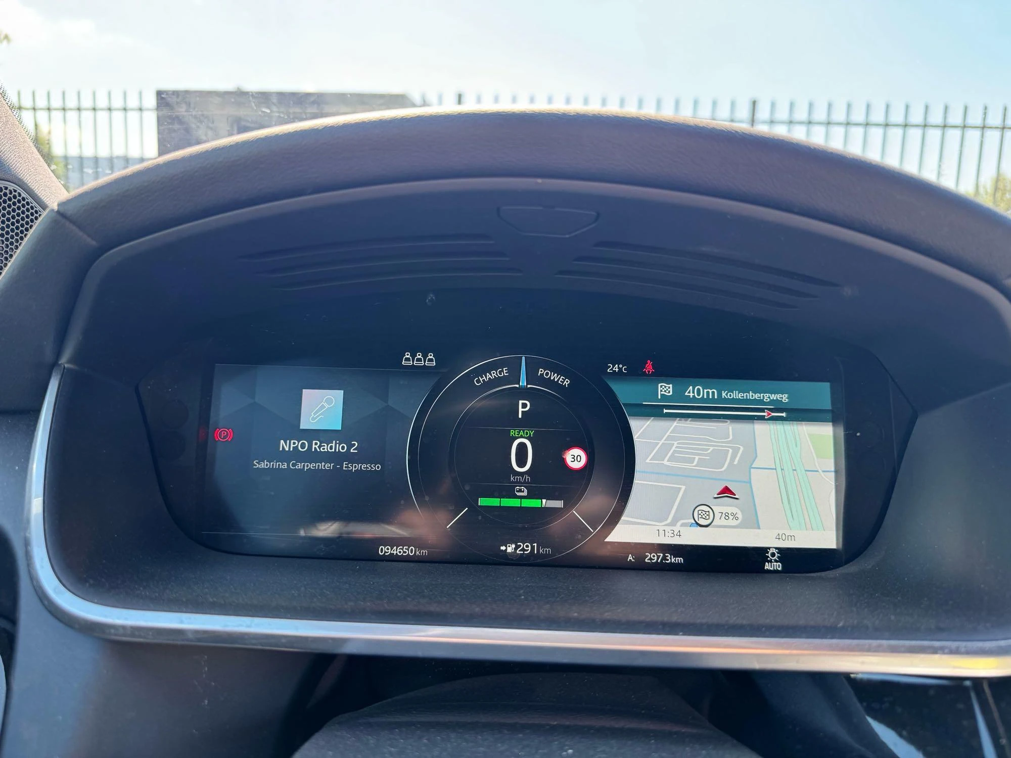 Jaguar-I-PACE-image-8