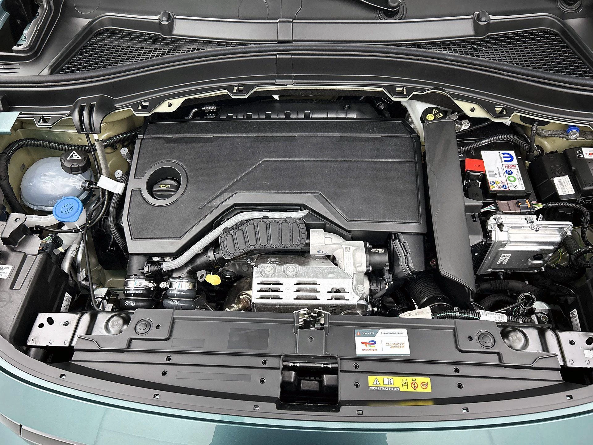 Opel-Frontera-image-21