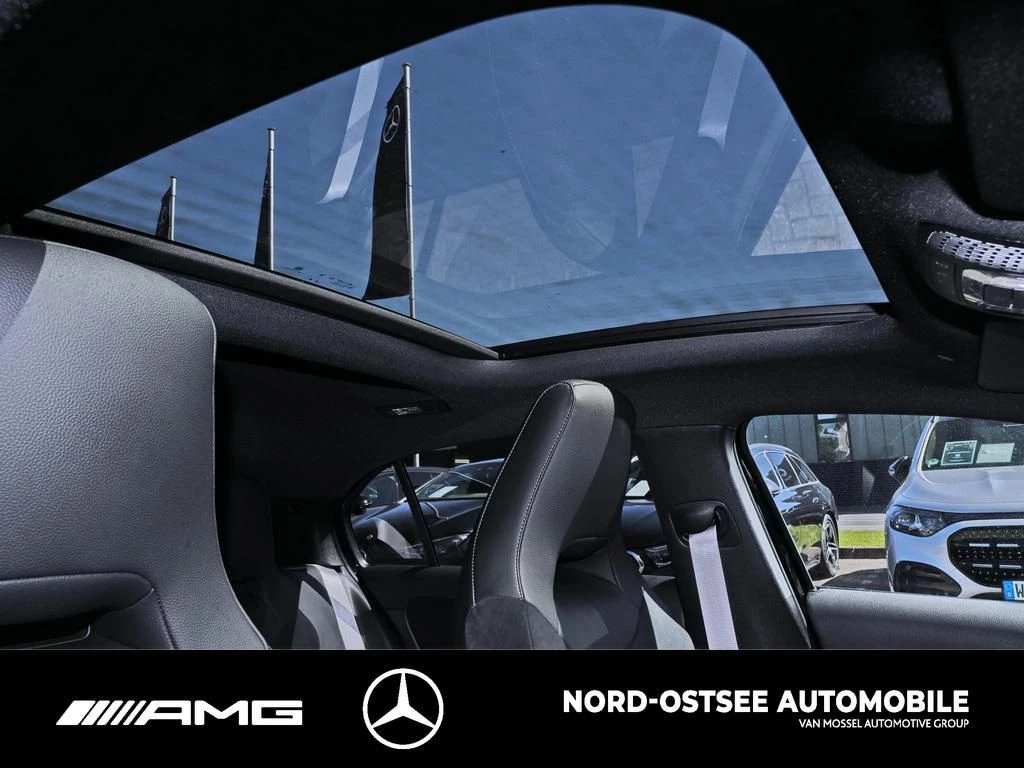 Mercedes-Benz A-Klasse 180 AMG PANO NIGHT MBUX KEYLESS-GO SHZ AMG Line