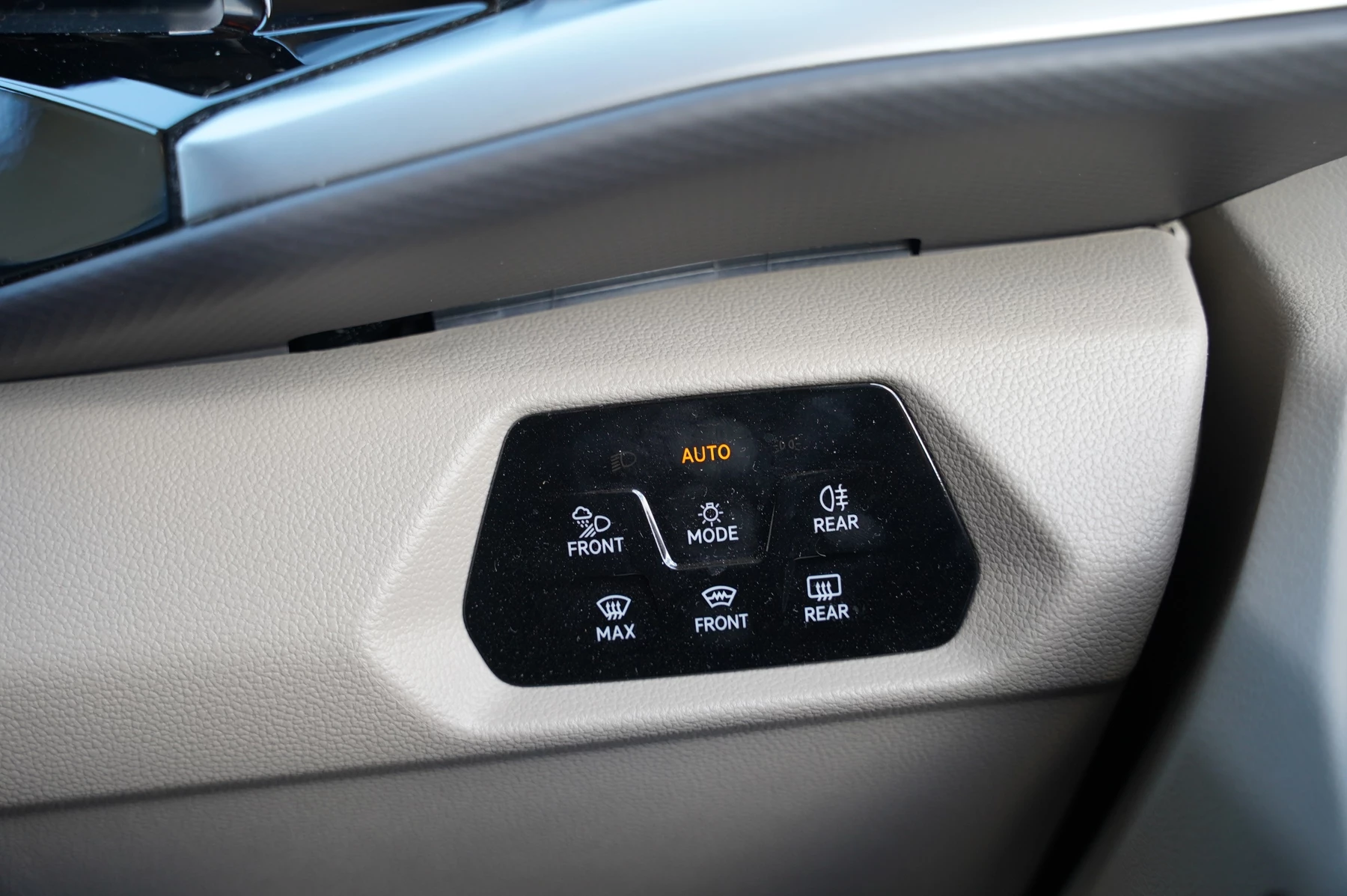 Volkswagen-California-image-22