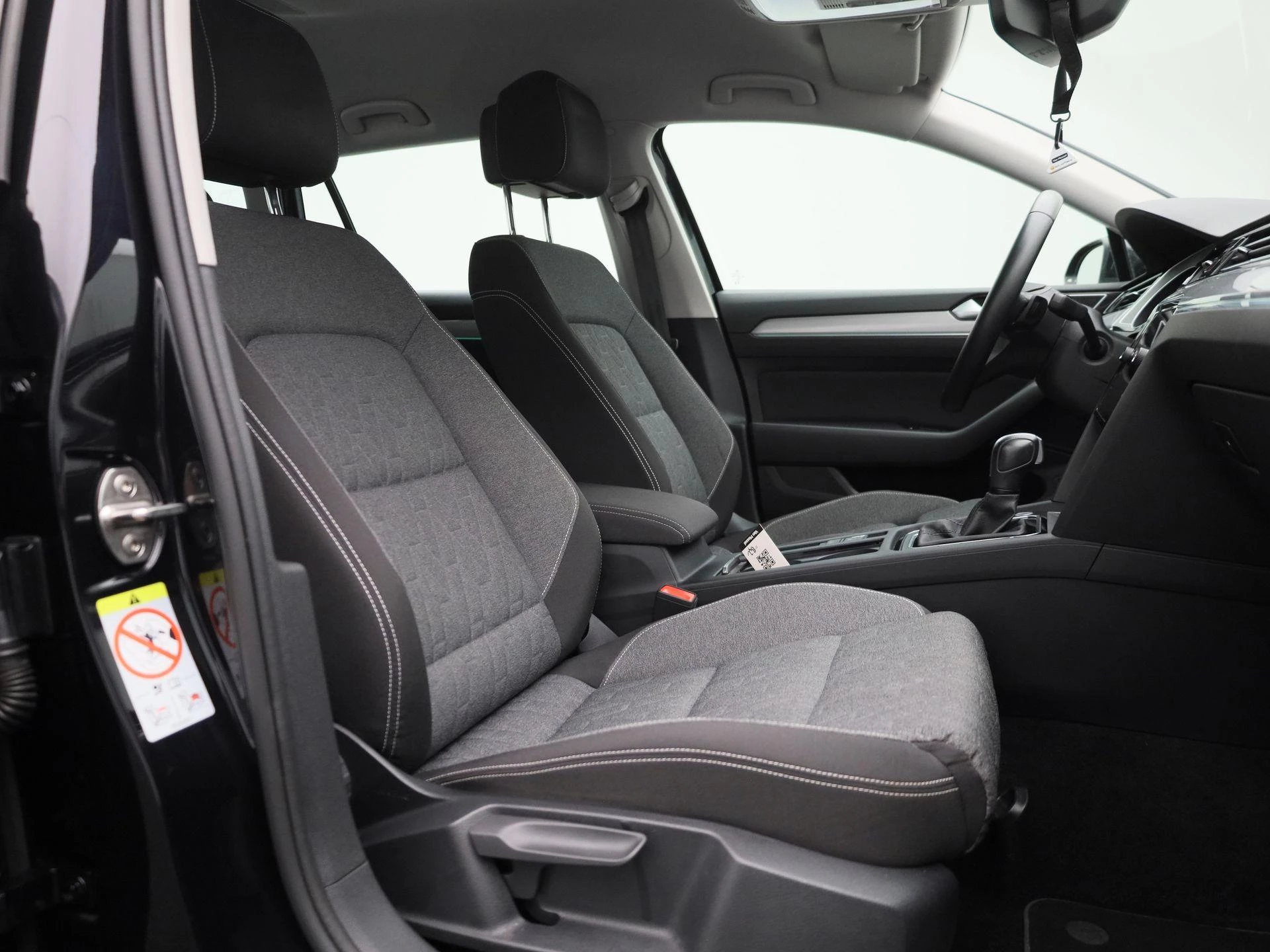 Volkswagen Passat Variant 1.6 TDI Elegance Business R