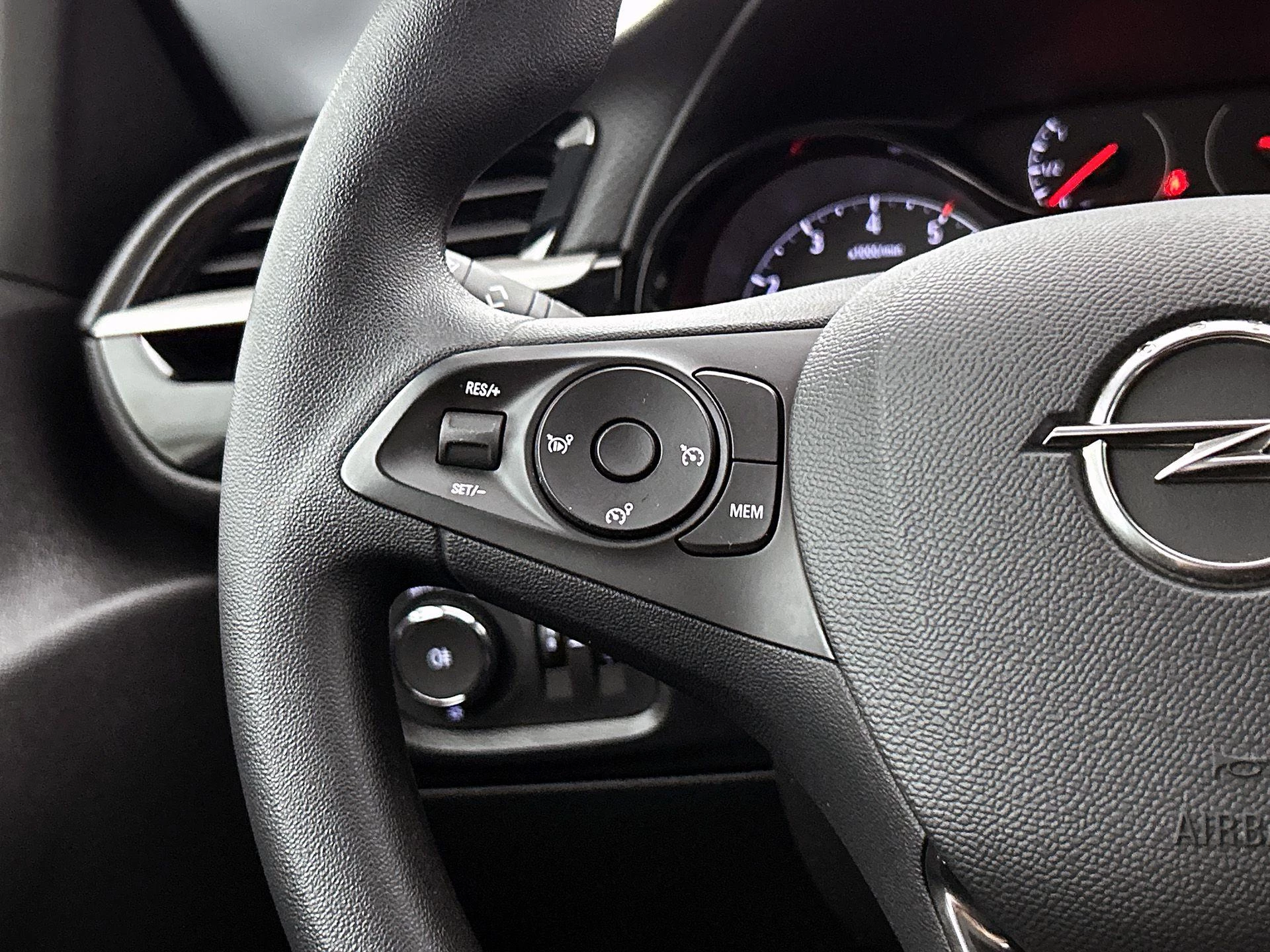 Opel-Corsa-image-5