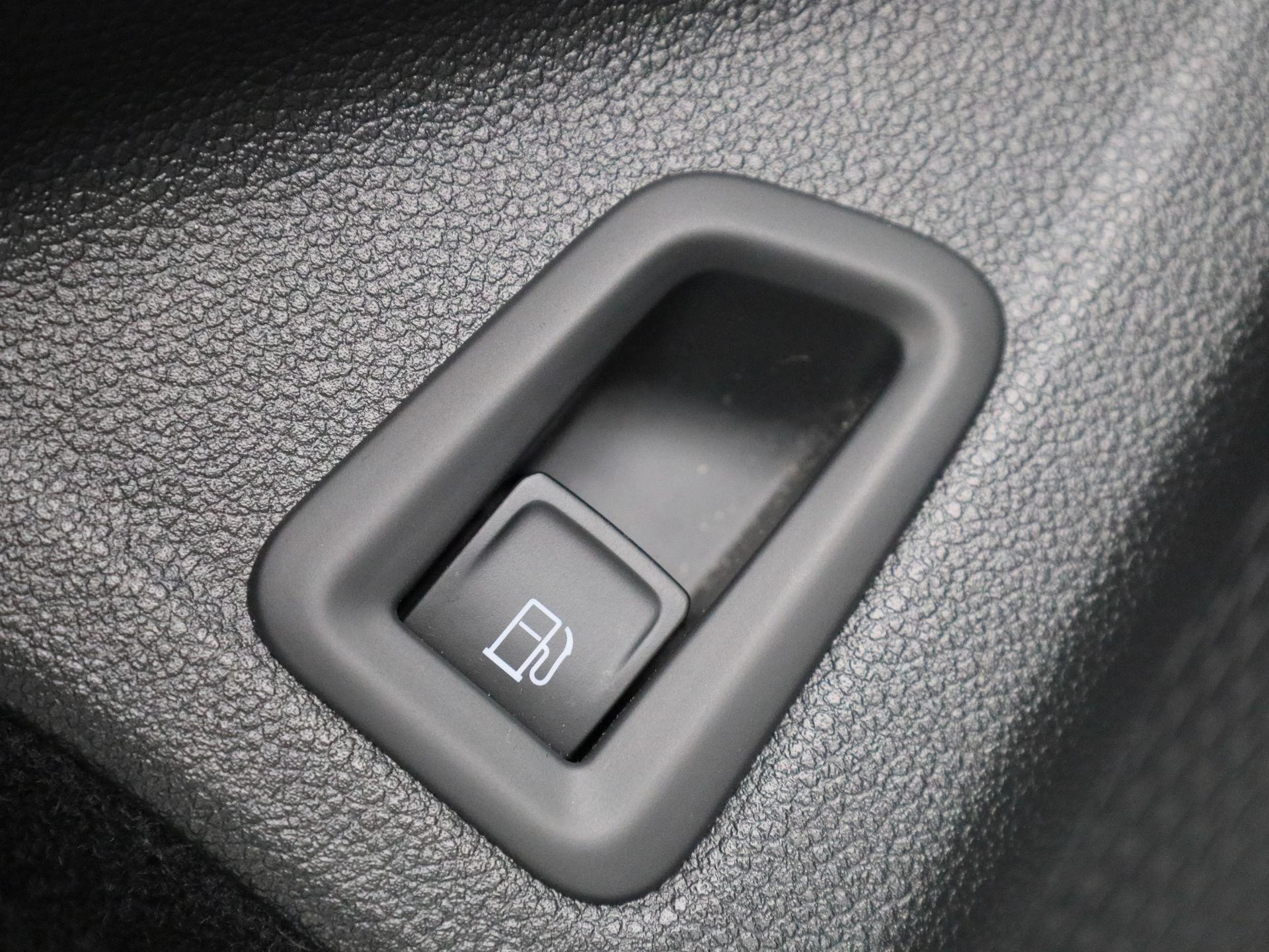 Volkswagen-Golf-image-35