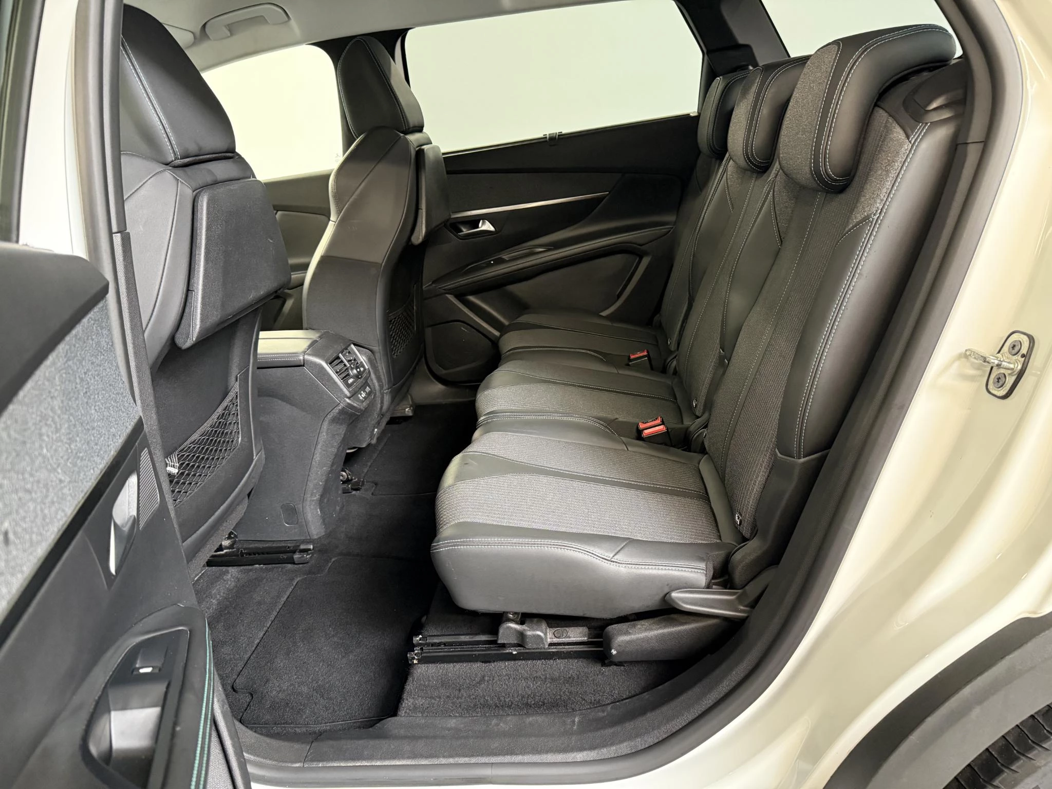 Peugeot 5008 1.5 BlueHDi 96kW S&S EAT8 Allure Pack