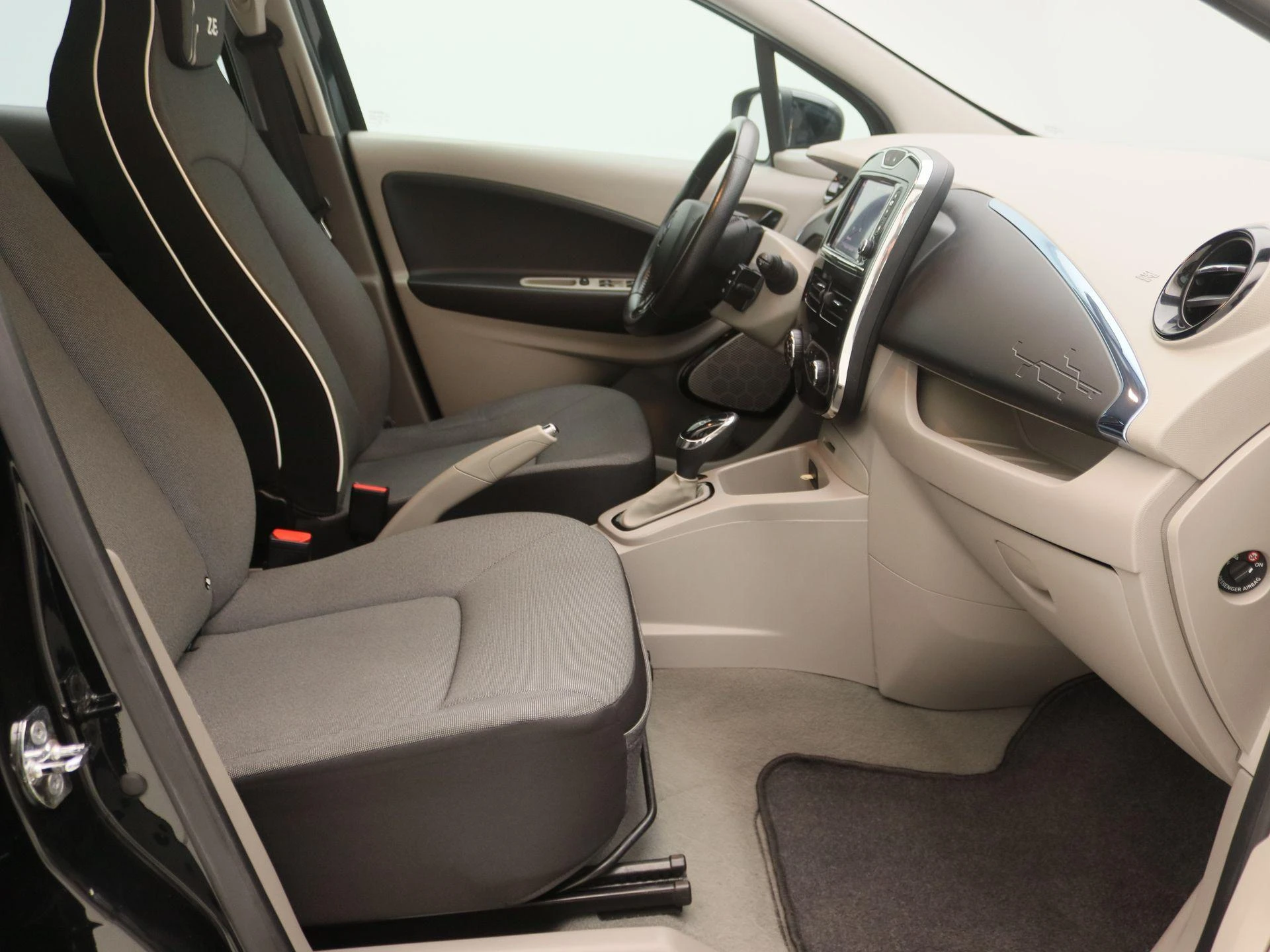Renault-ZOE-image-22