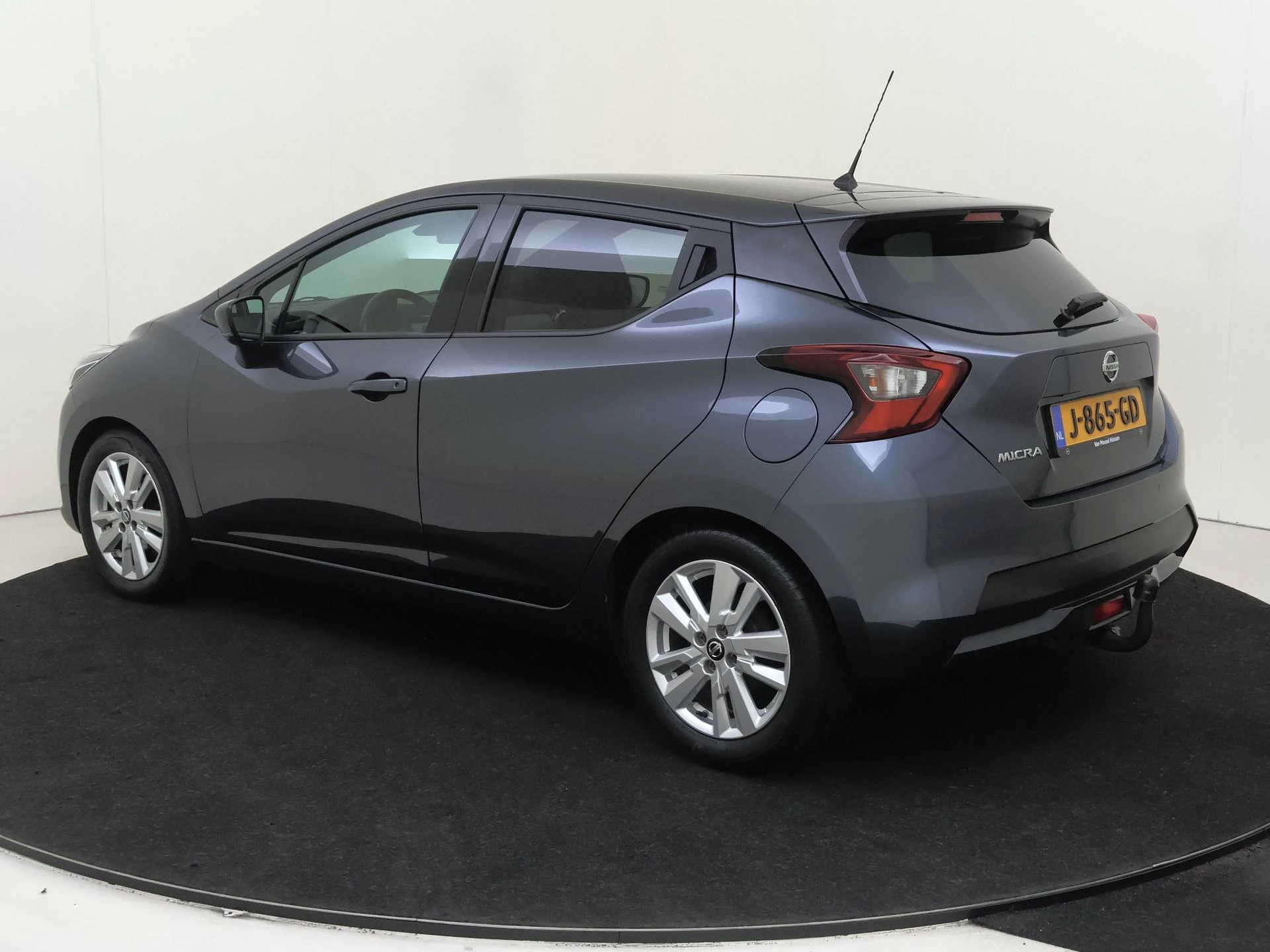 Nissan-Micra-image-2