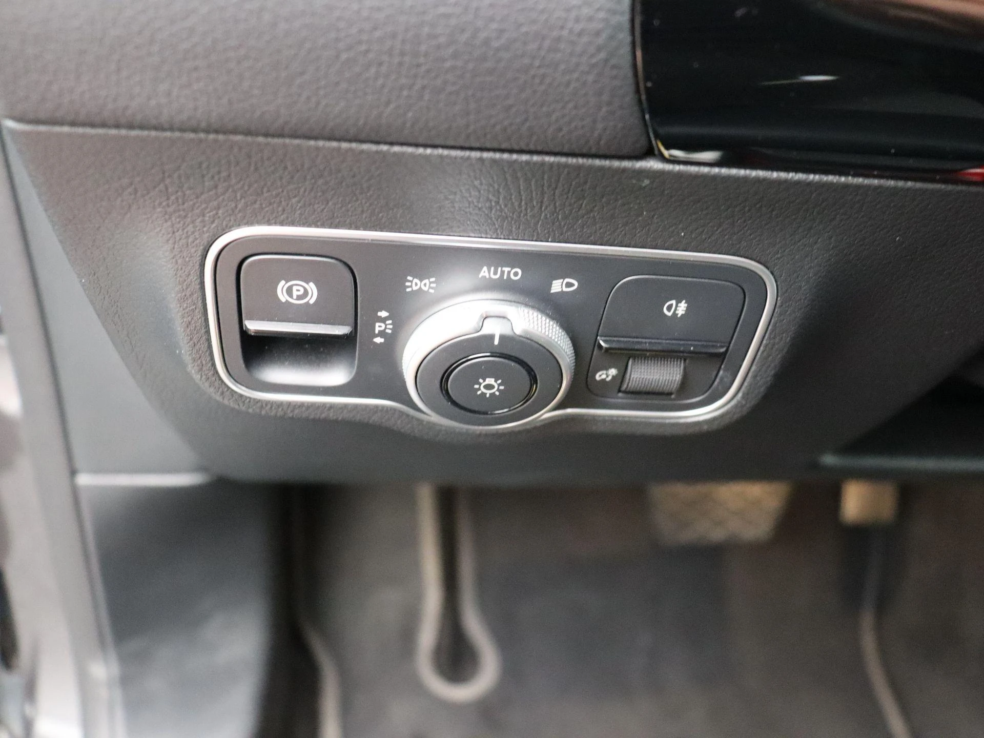 Mercedes-Benz EQA 250+ Business Line