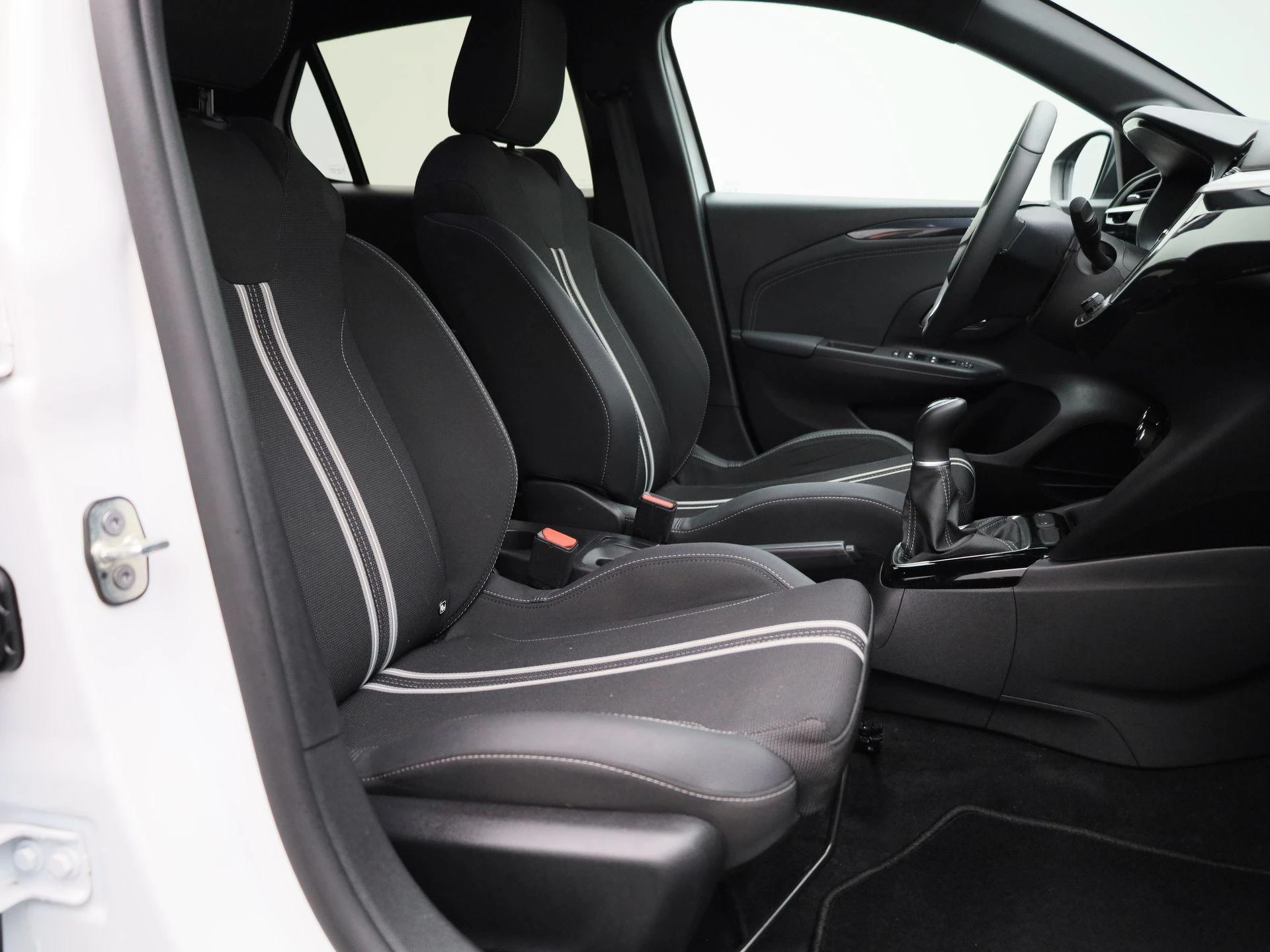 Opel-Corsa-image-34