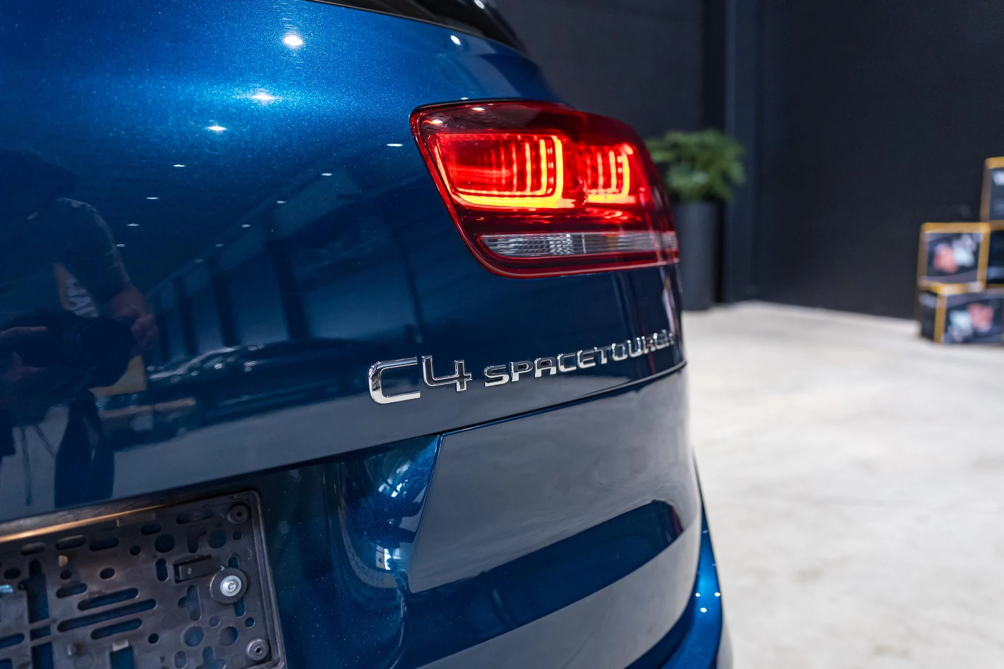Citroën-C4 Spacetourer-image-6