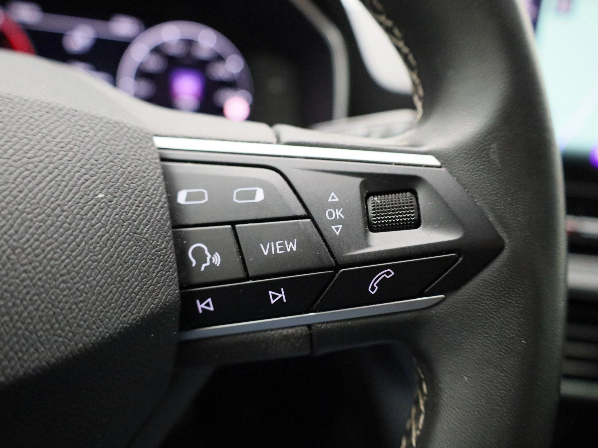 SEAT-Leon-image-14