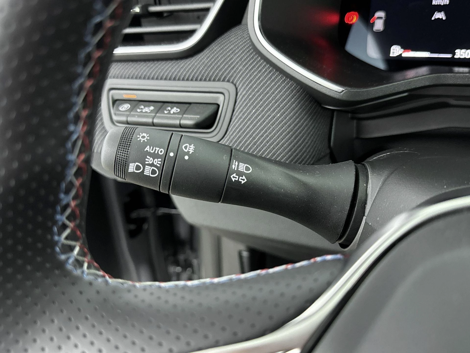 Renault-Clio-image-21