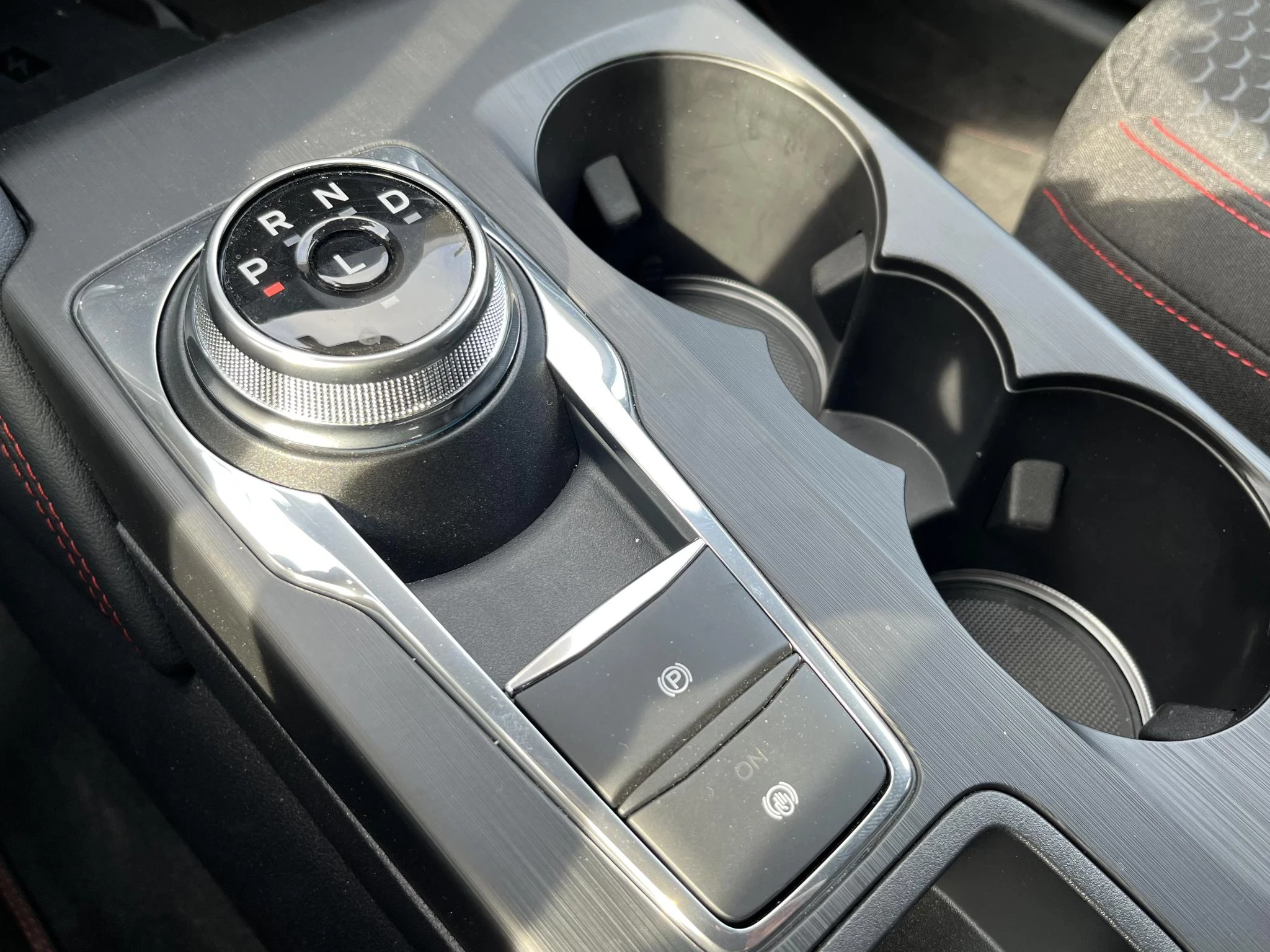 Ford-Kuga-image-39