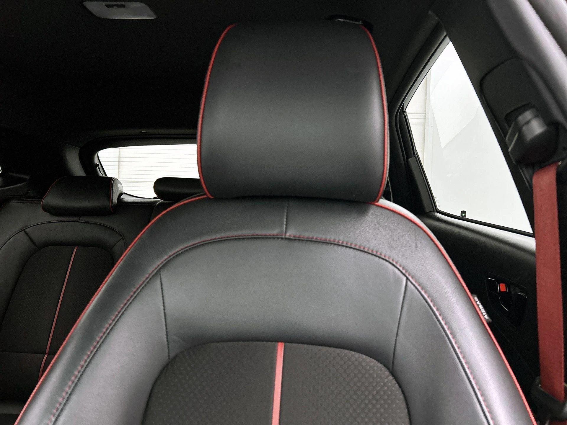 Hyundai-Kona-image-11
